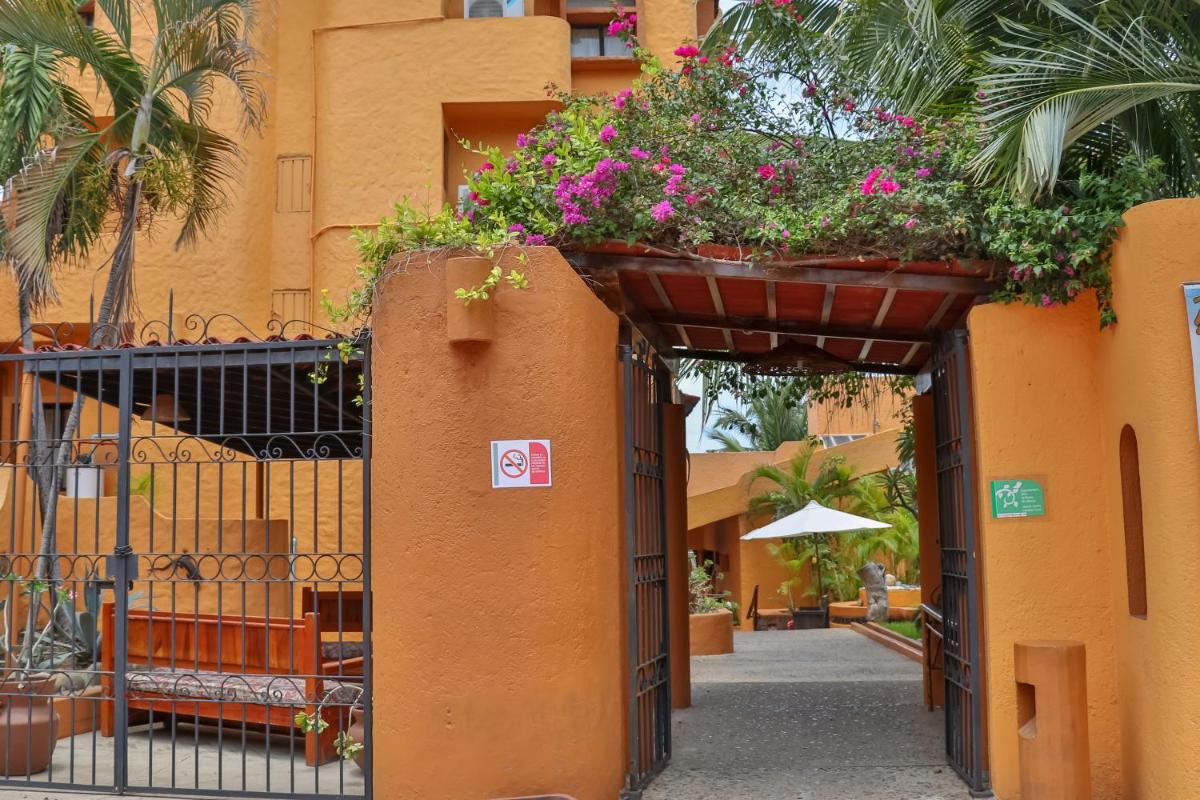 Hotel Villas Miramar - Image 1