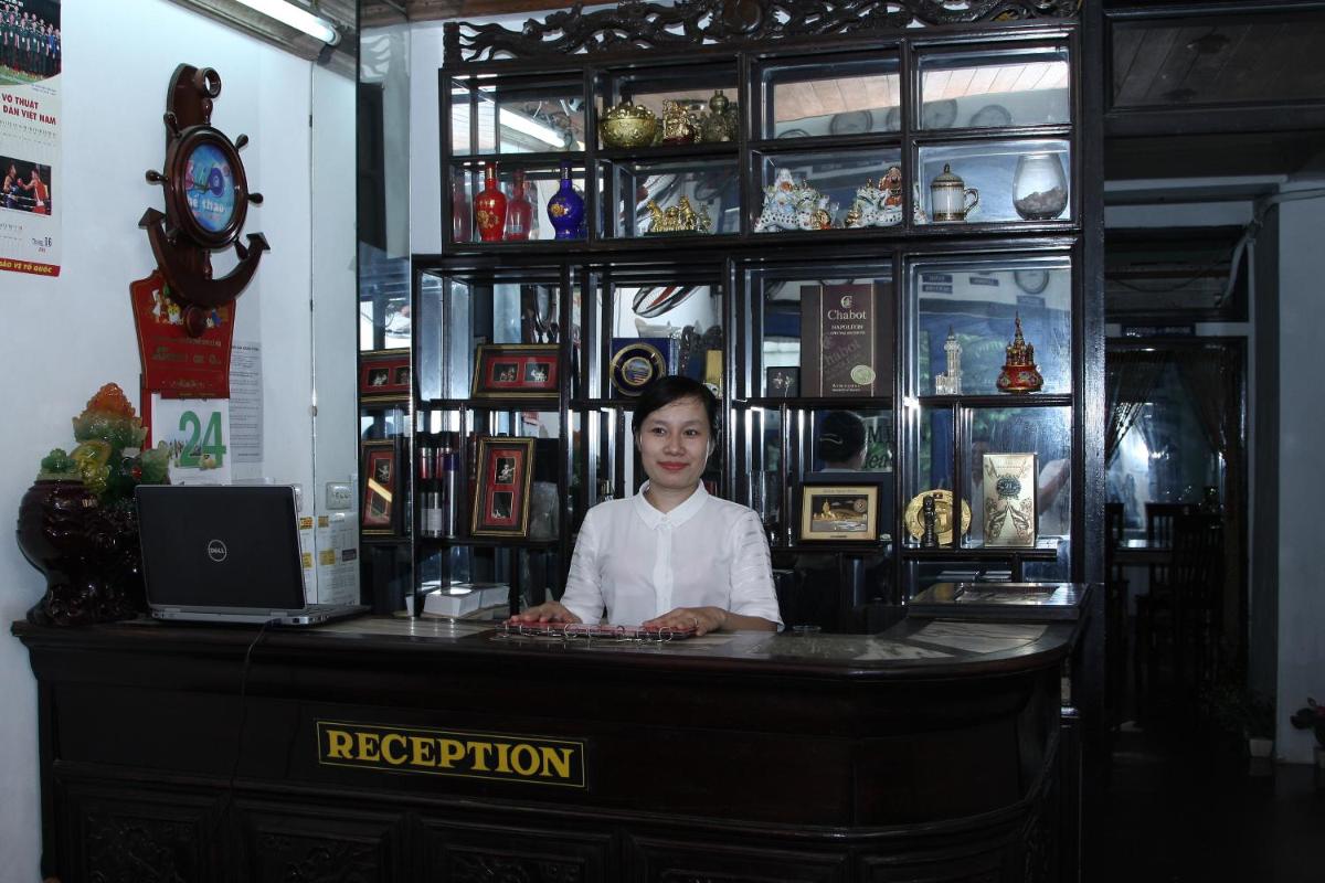 hotel reception