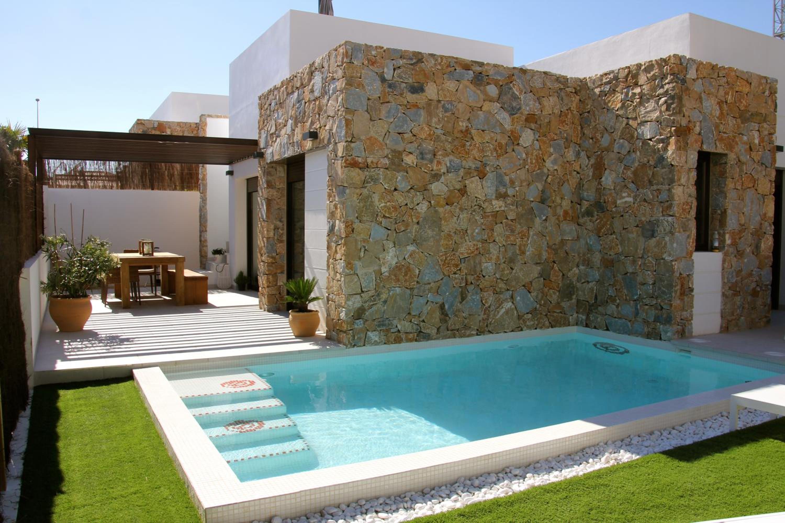 Hotel Casa Laura - Image 1