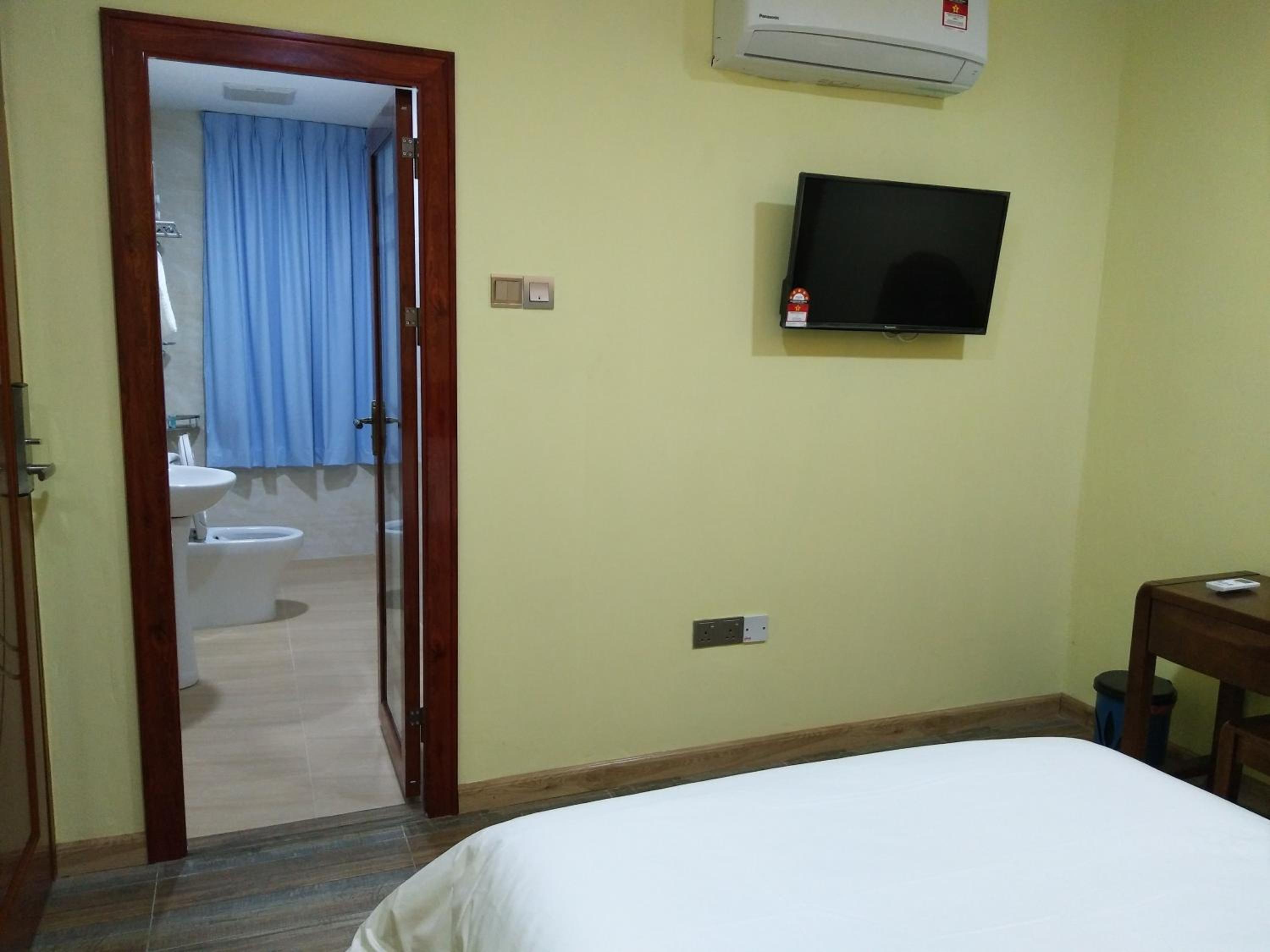 Uncle Ho Motel