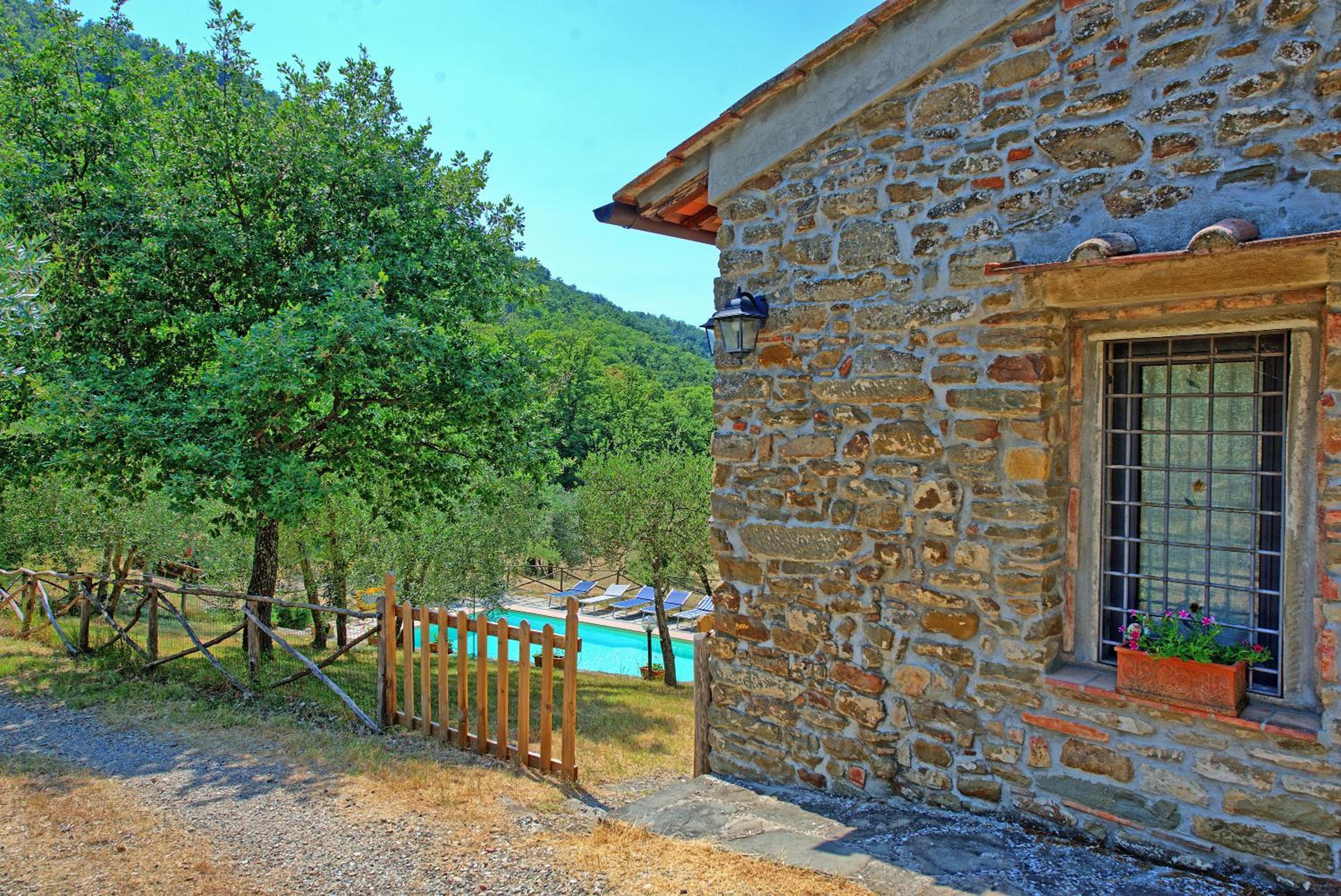 Villa Poggio Conca by PosarelliVillas