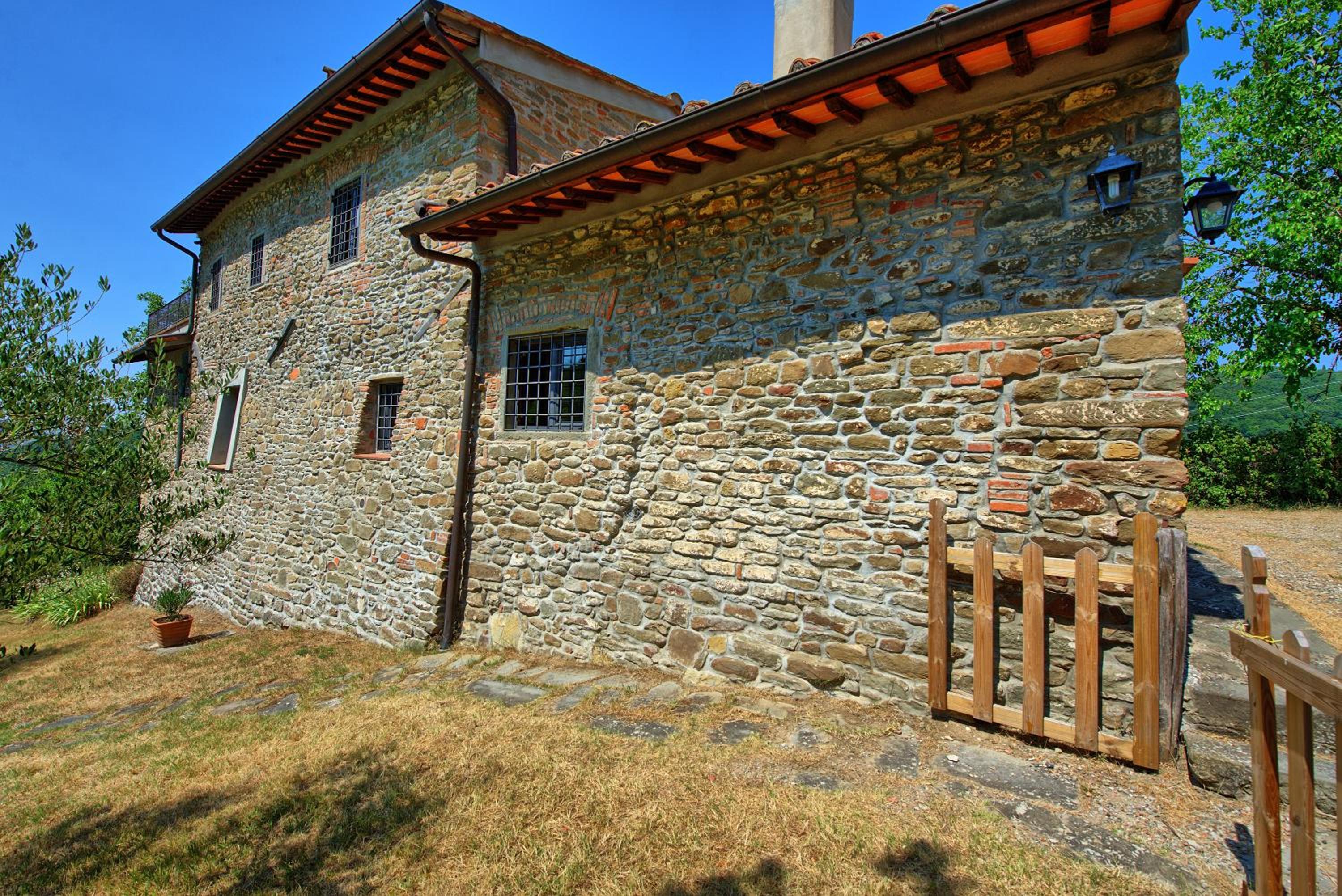 Villa Poggio Conca by PosarelliVillas