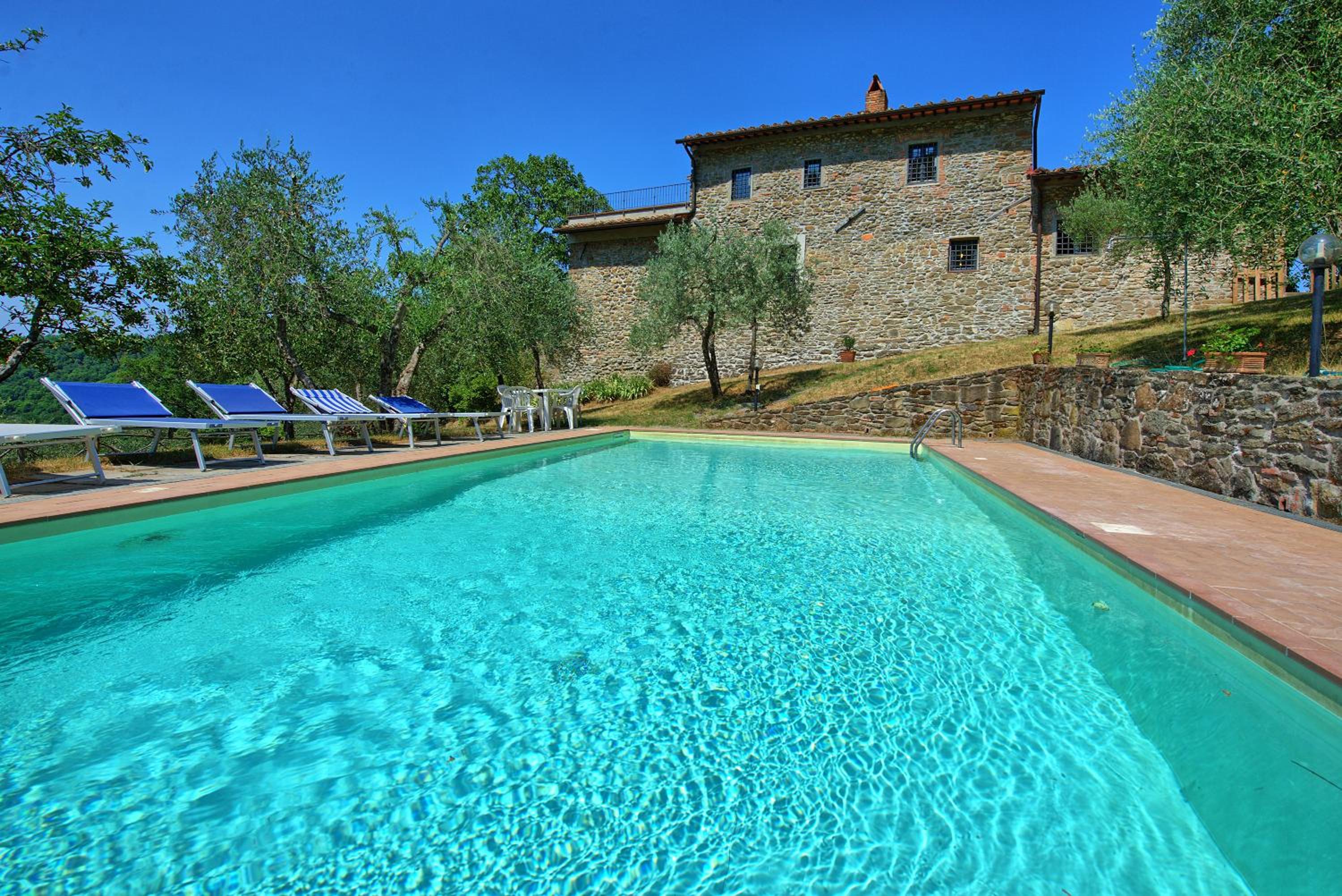 Villa Poggio Conca by PosarelliVillas