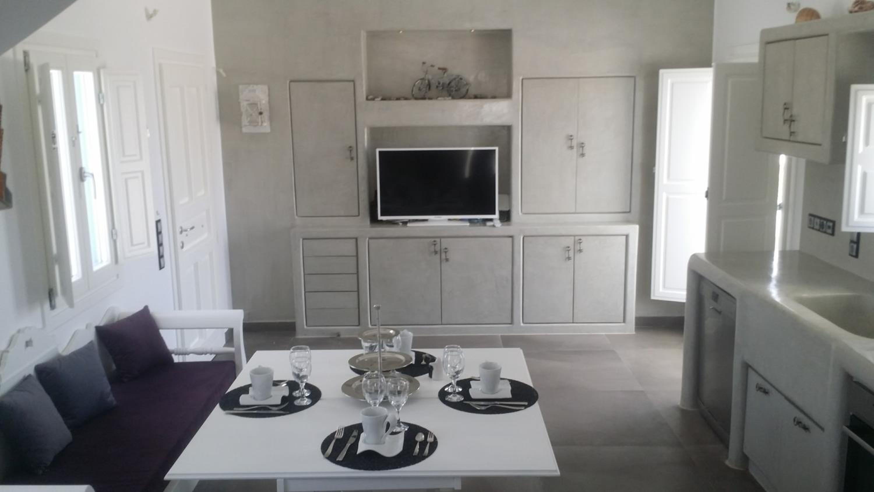 Santoxenia luxury villa
