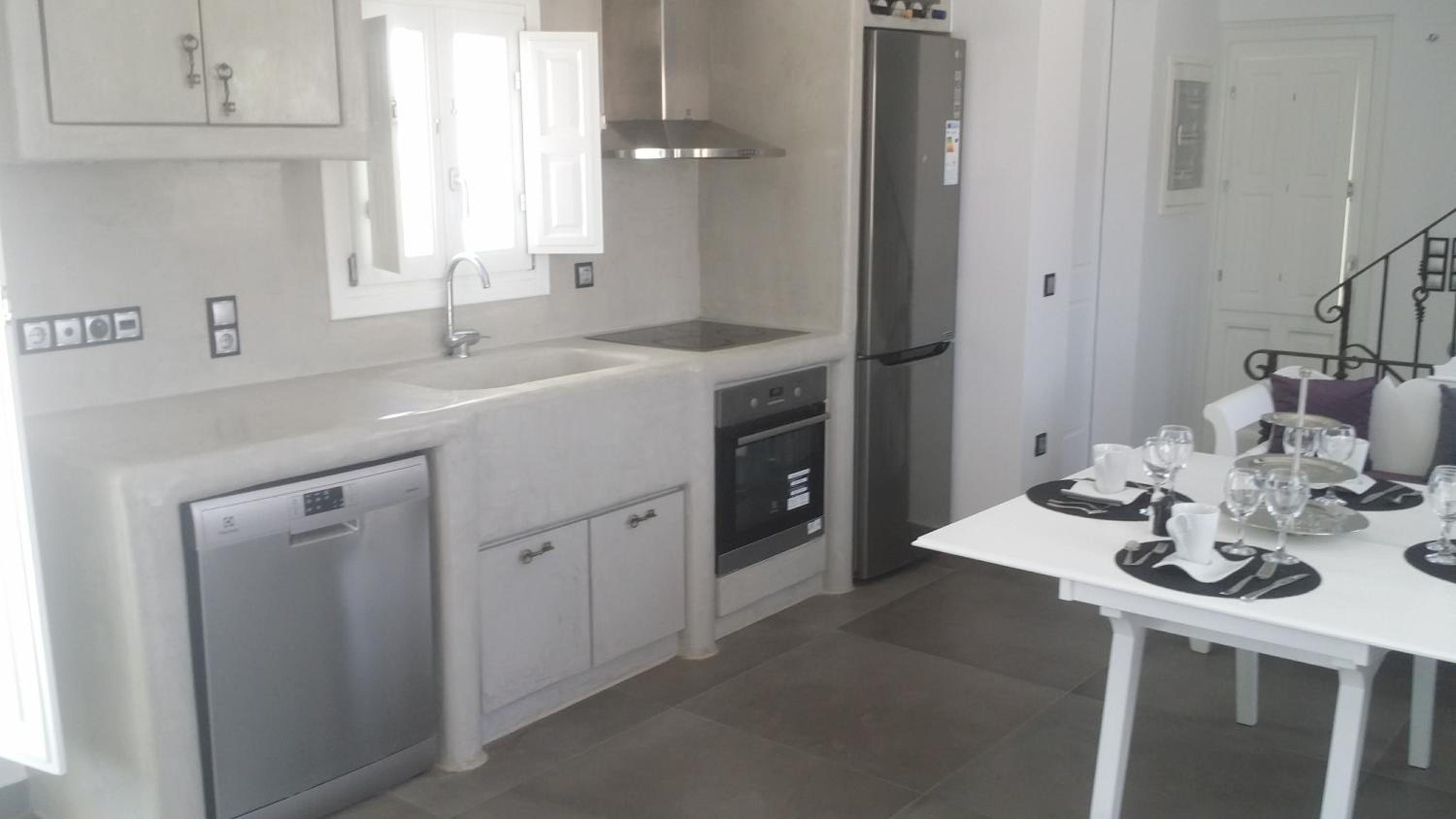 Santoxenia luxury villa