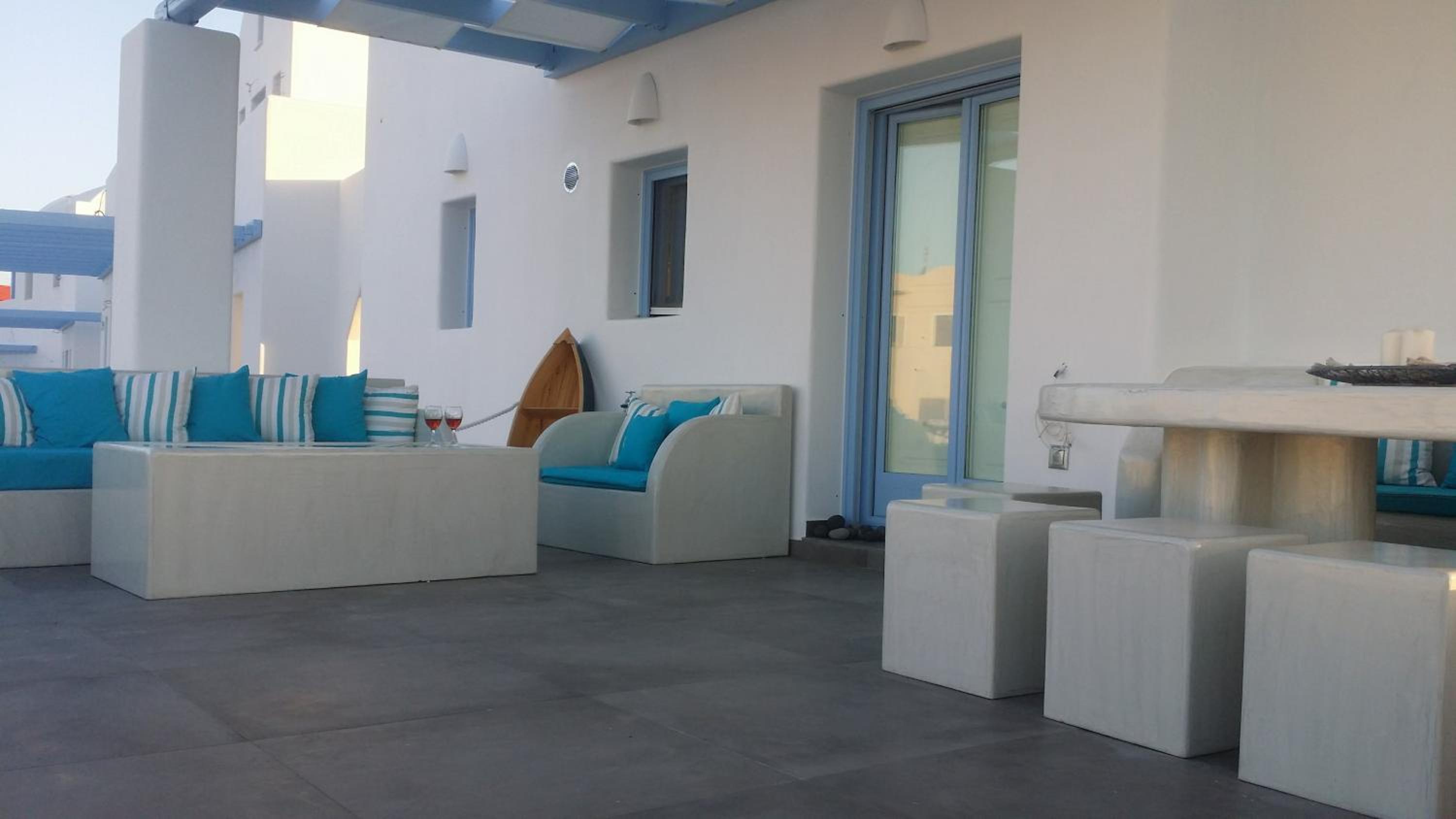 Santoxenia luxury villa