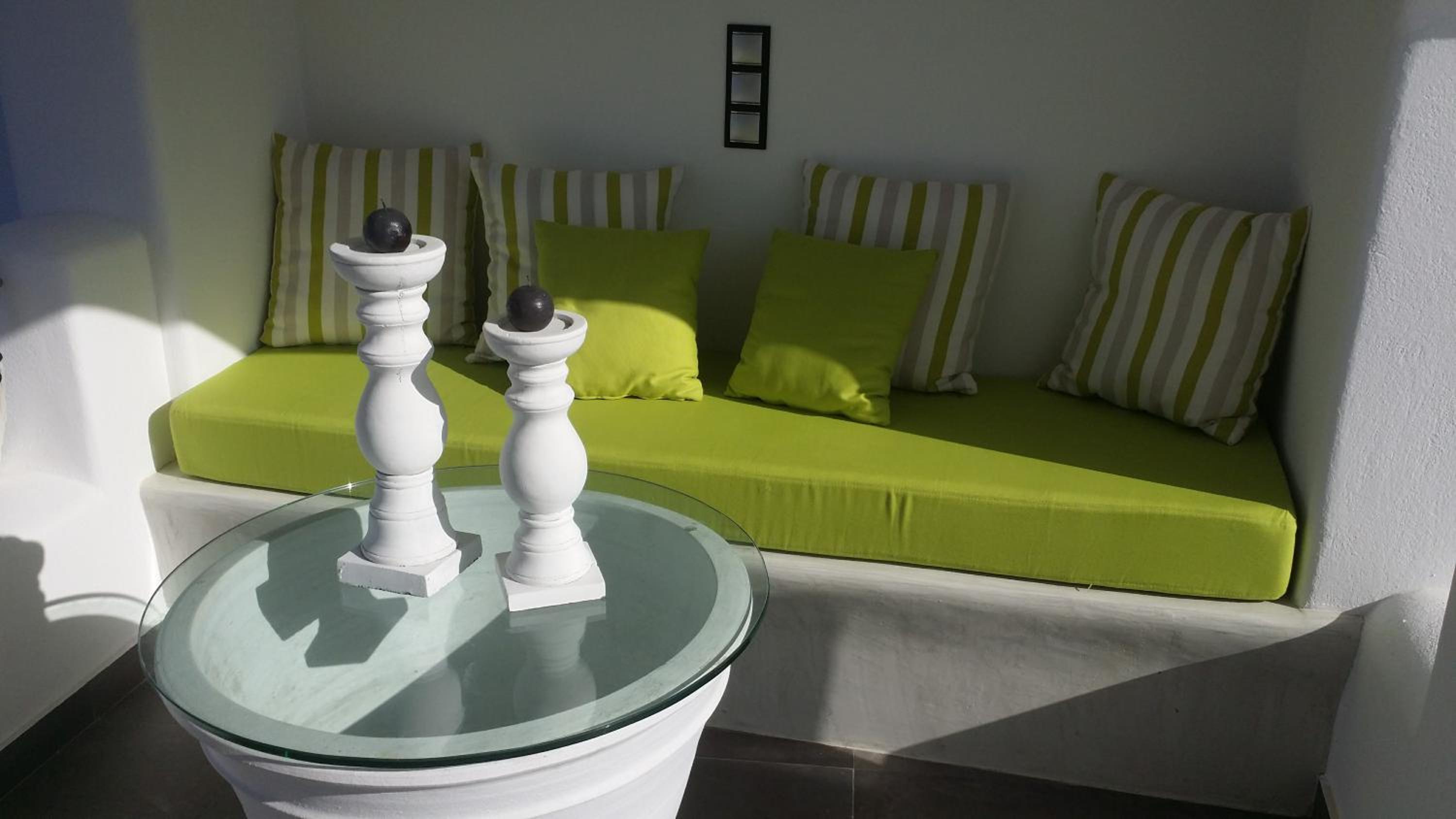 Santoxenia luxury villa