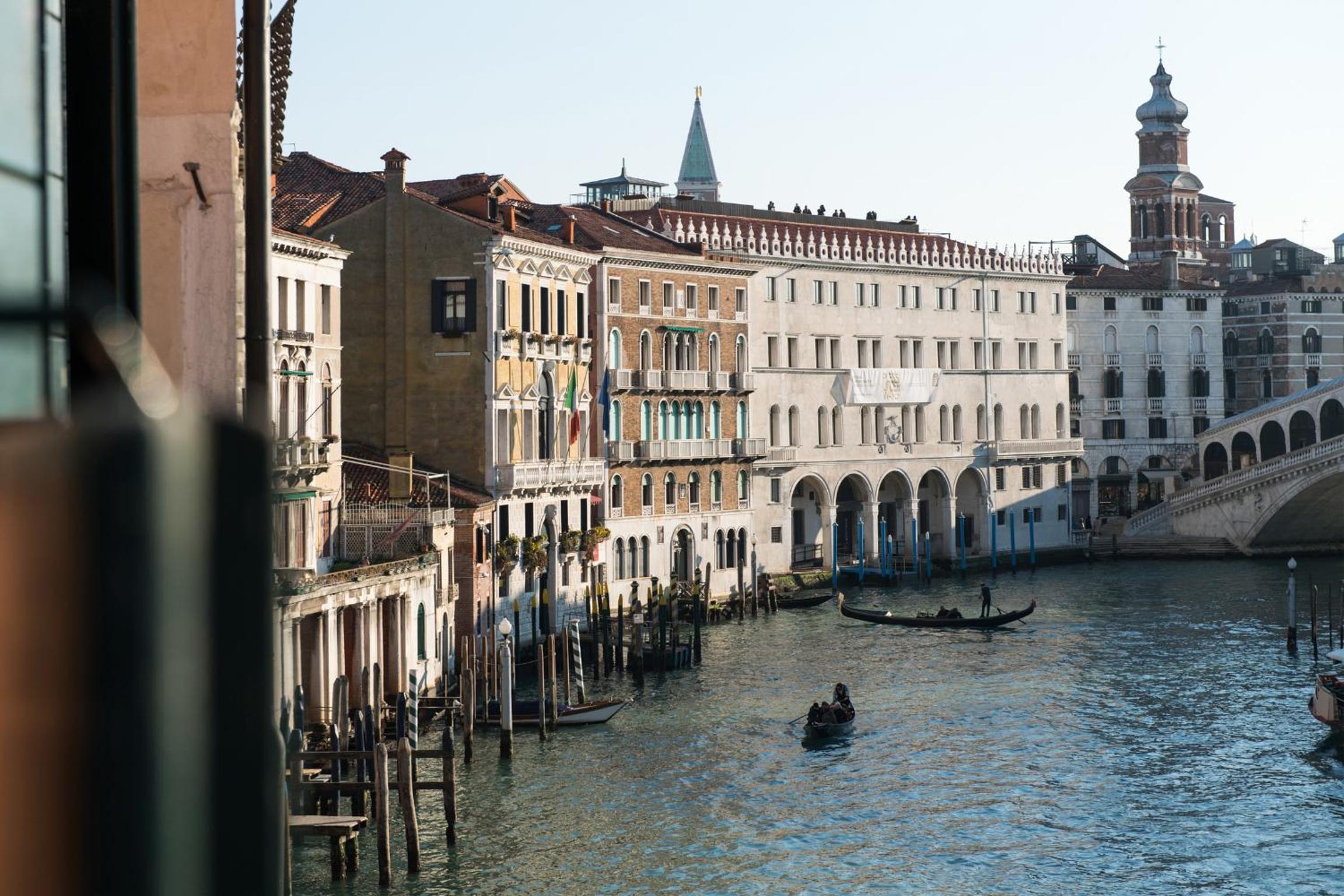 Locanda Leon Bianco on the Grand Canal
