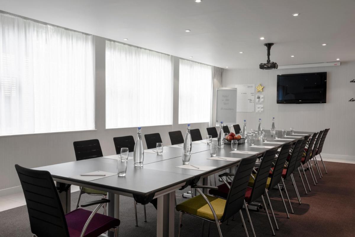 meeting room