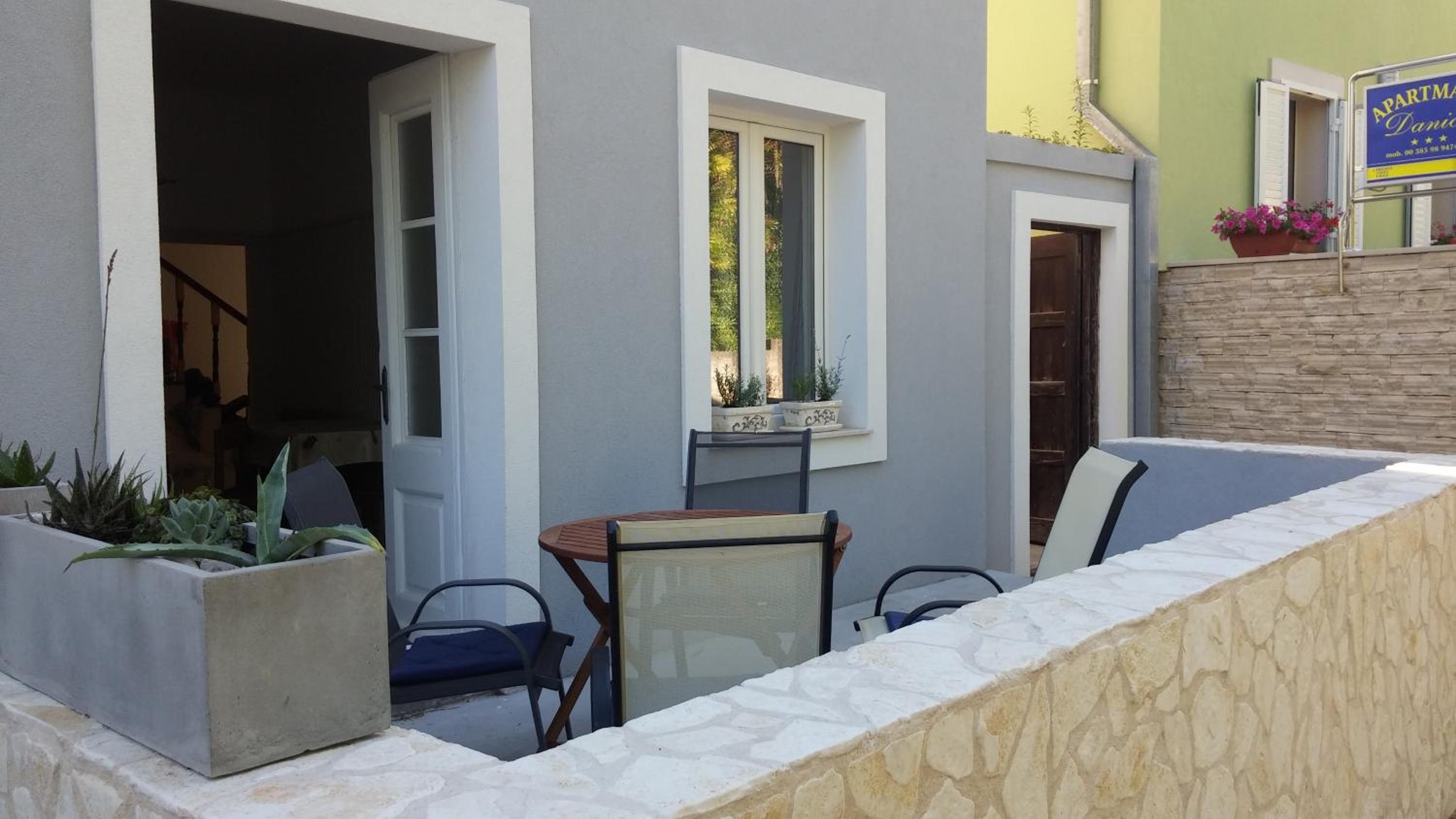Family House Nerezine