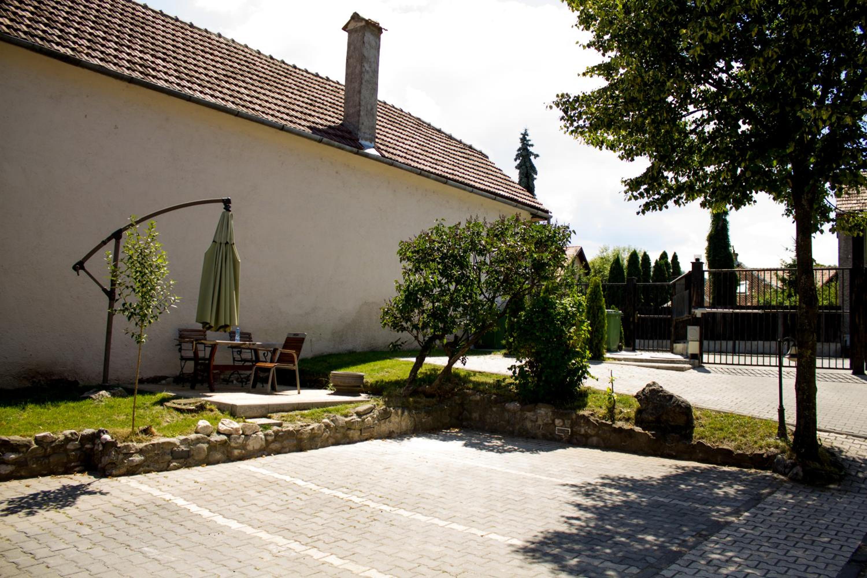 Avram Iancu Private Apartment with AC
