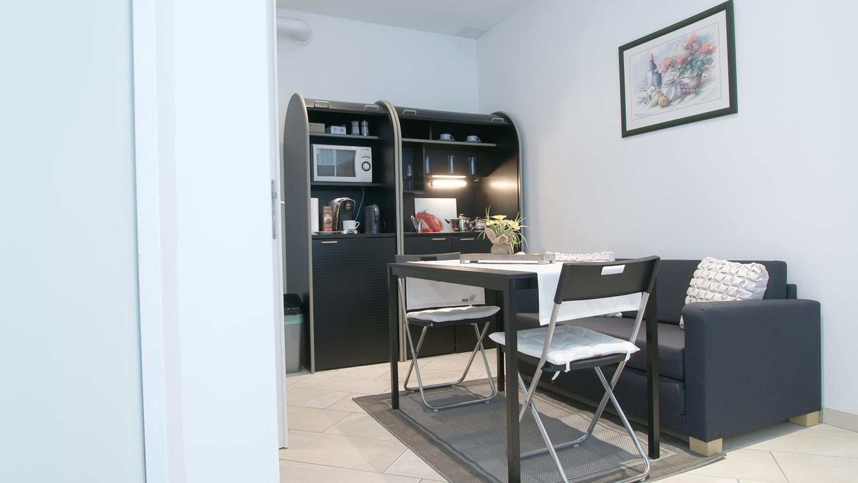 Laguna Apartment