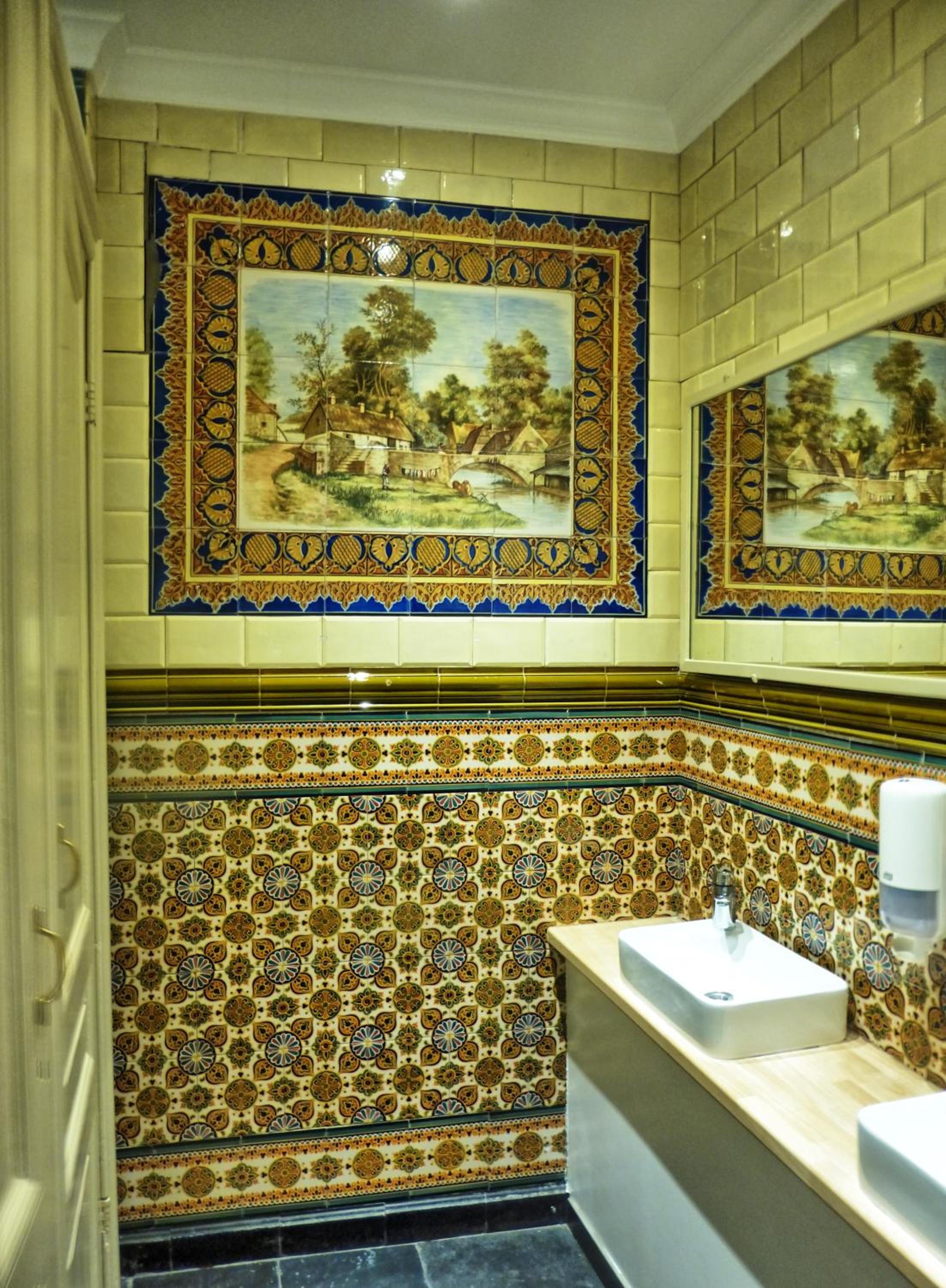 Bruges Vacations - Hostel Lybeer Bruges - Property Image 12