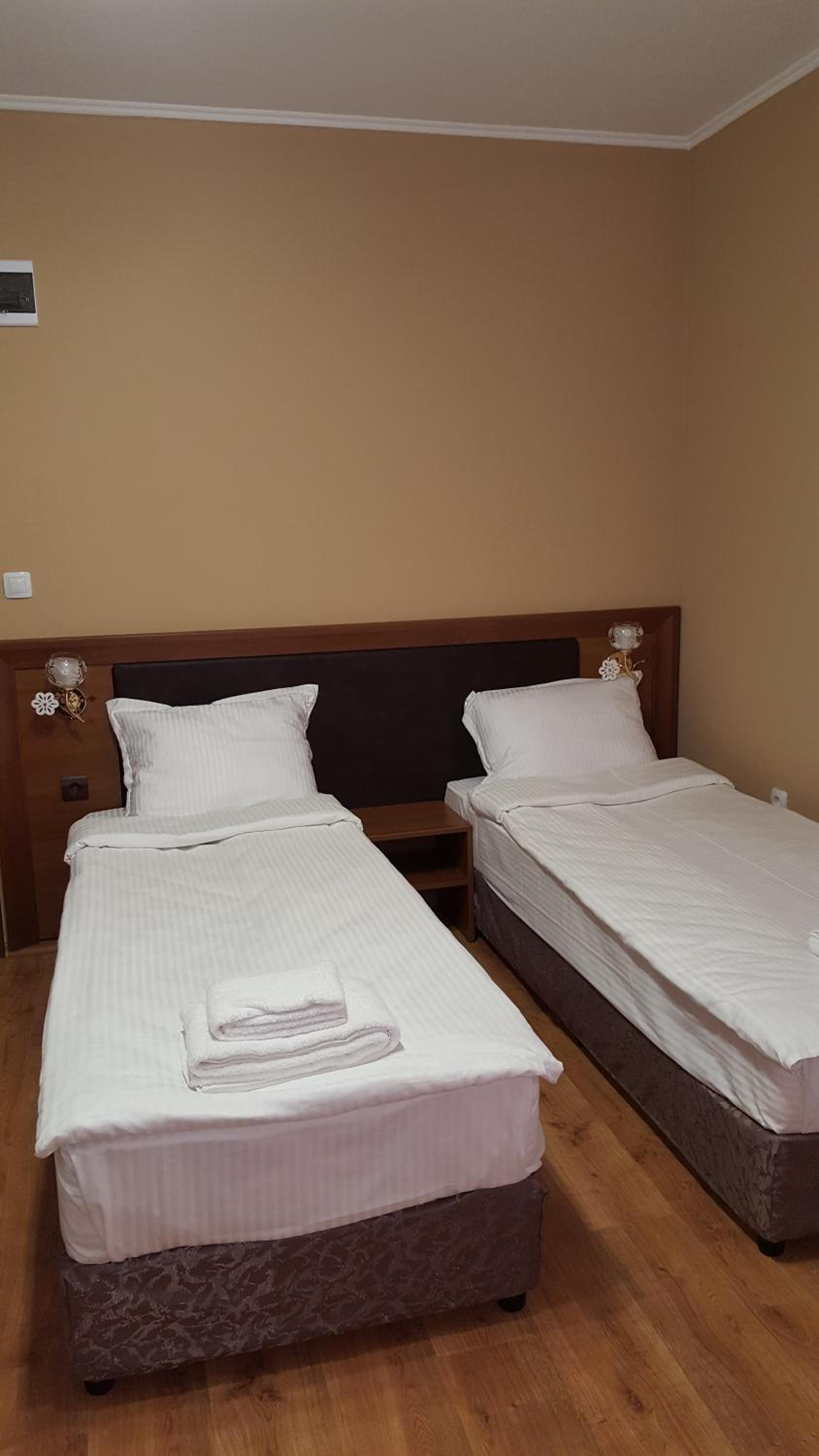 Villa Ros Guest House
