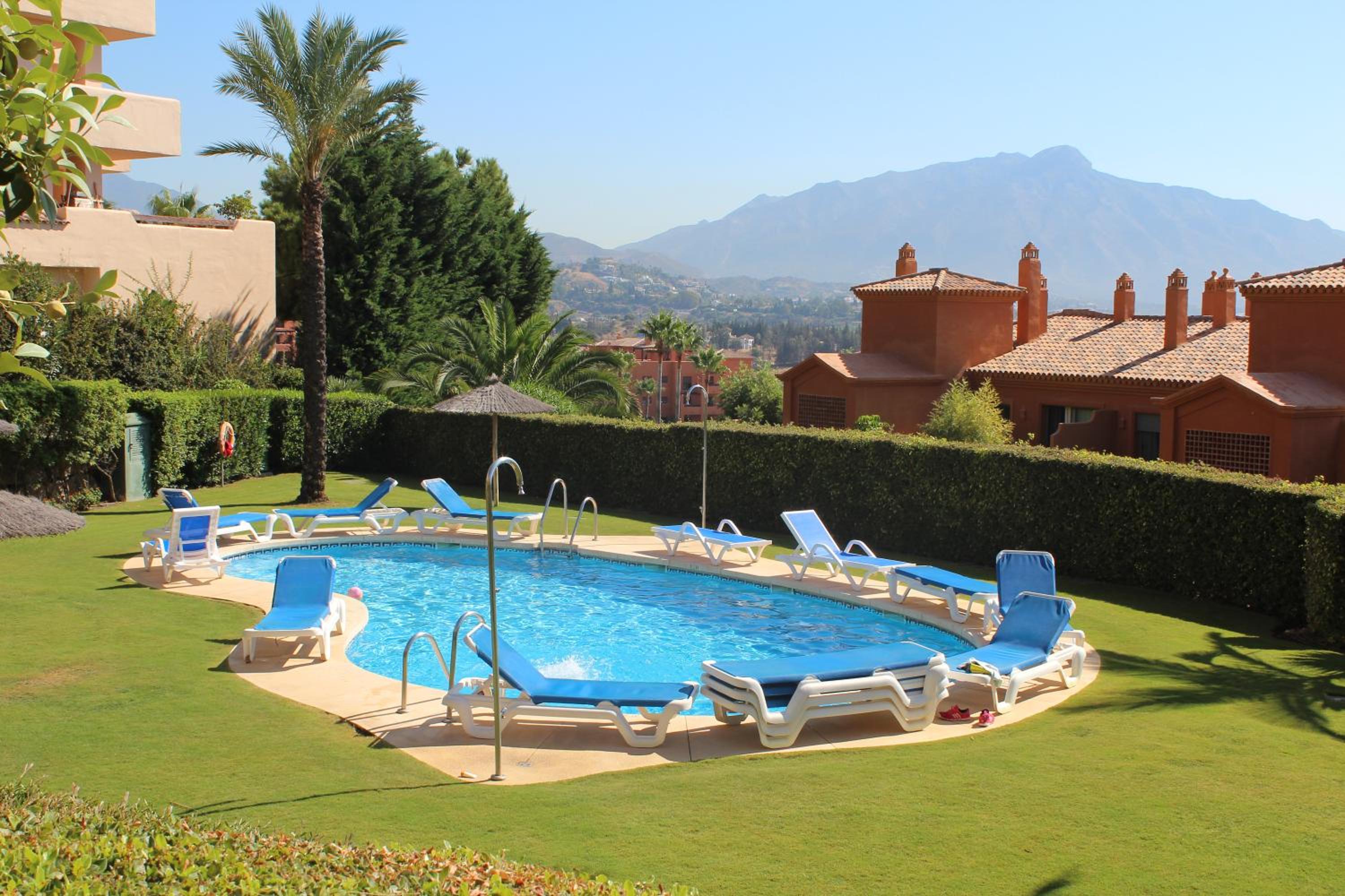 Benatalaya Estepona