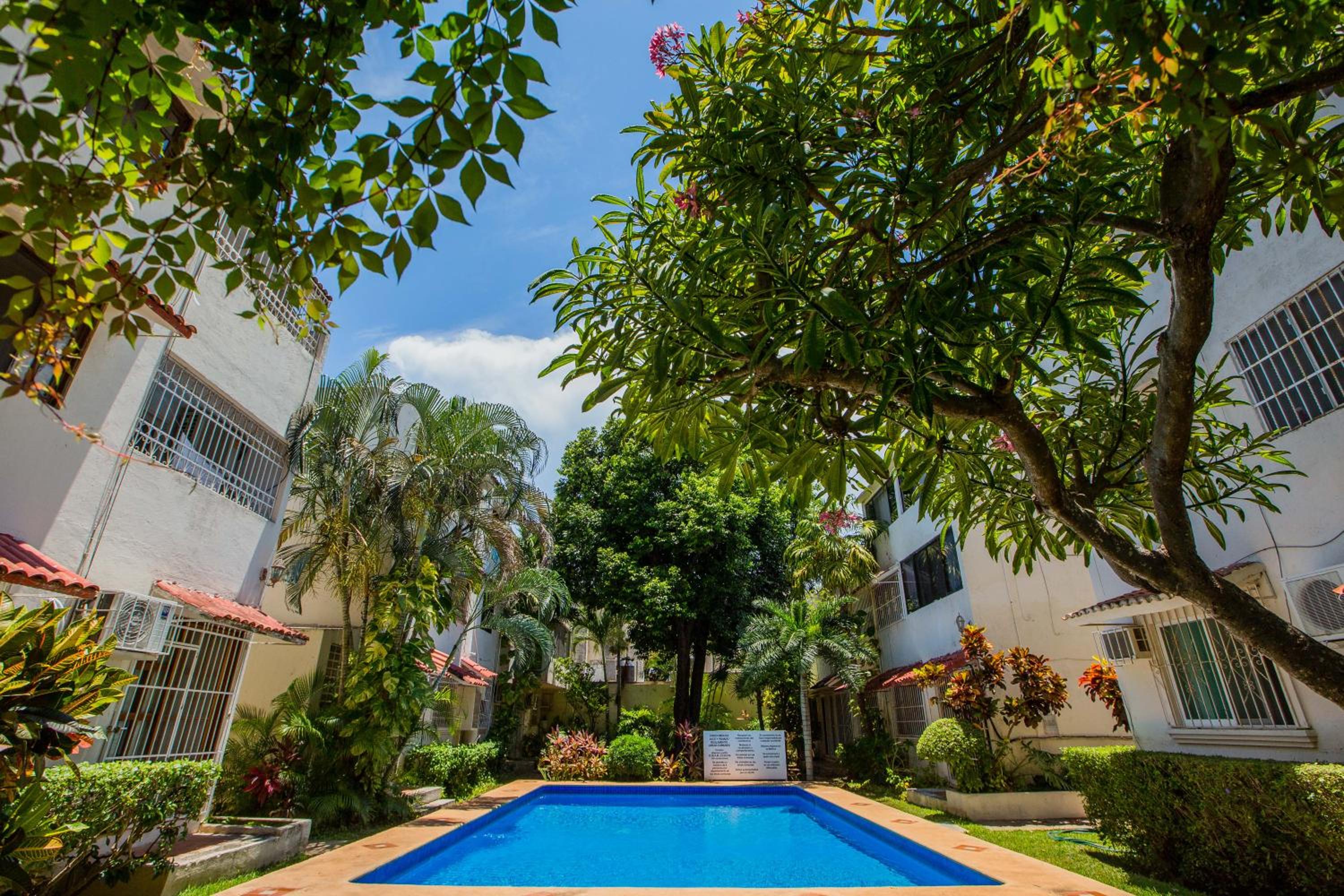 Casa Blanca Boutique & Organic