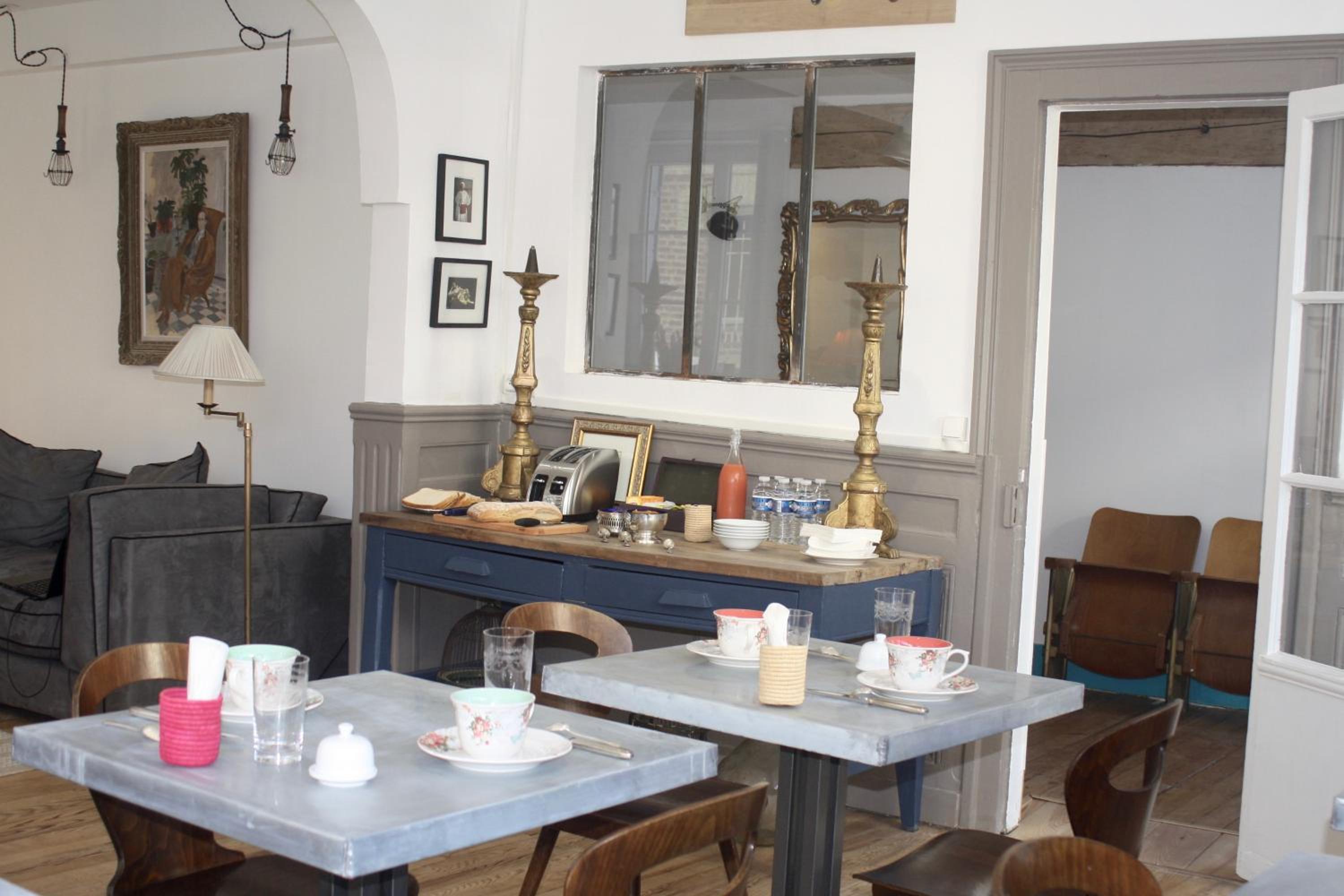 restaurant