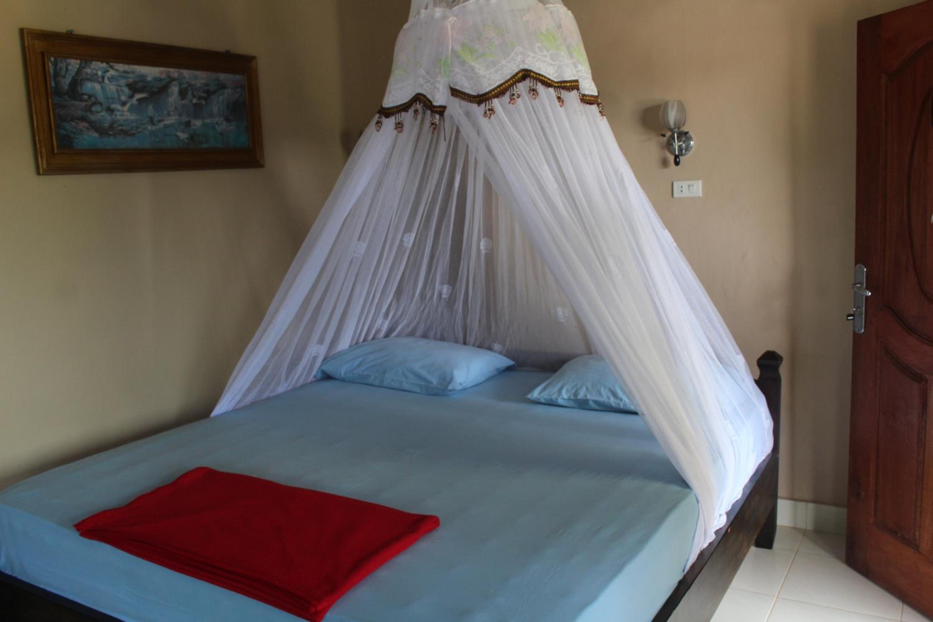 Fidodido Guesthouse Jungle trekking only book with us if you stay on here