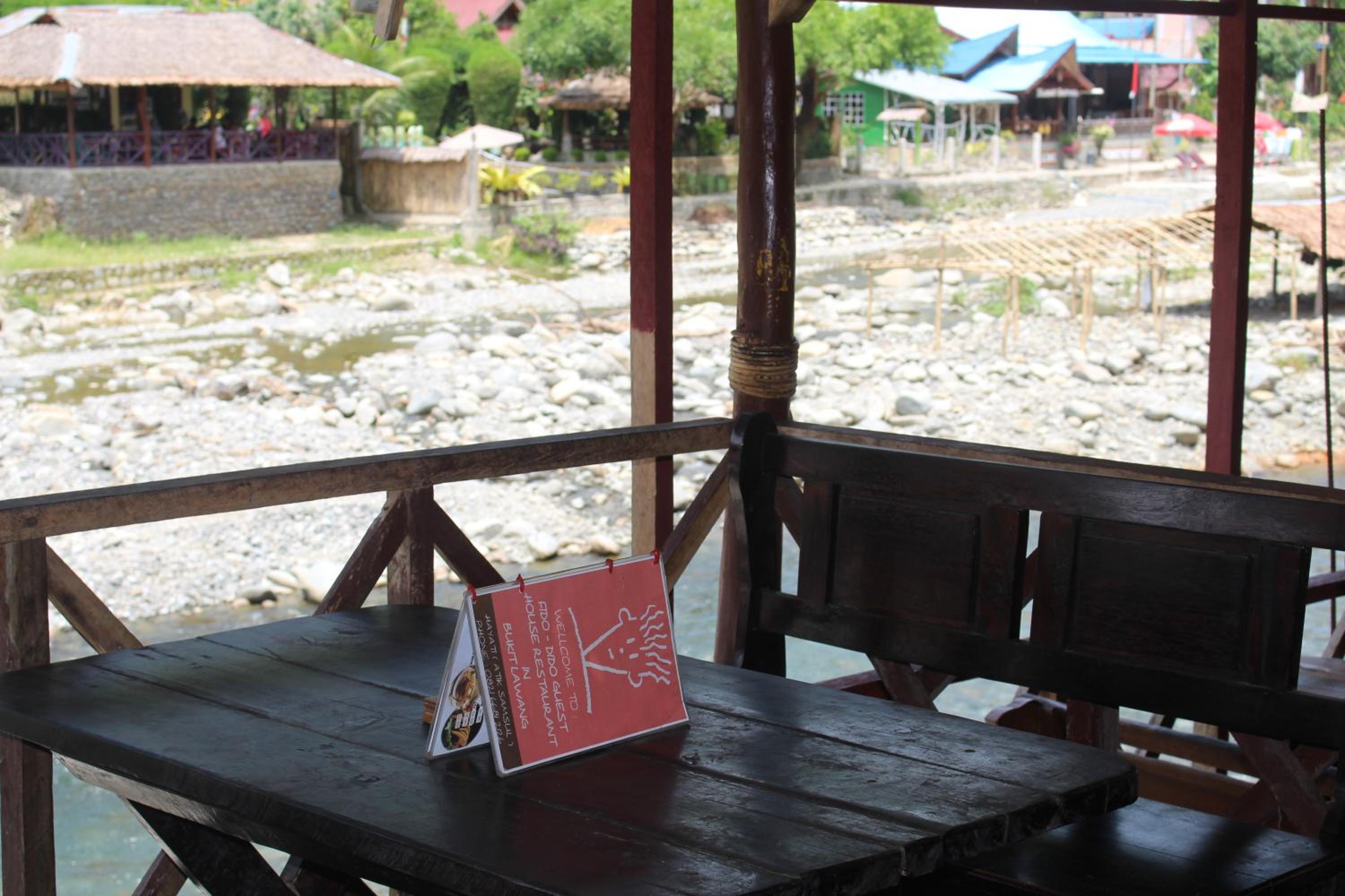 Fidodido Guesthouse Jungle trekking only book with us if you stay on here