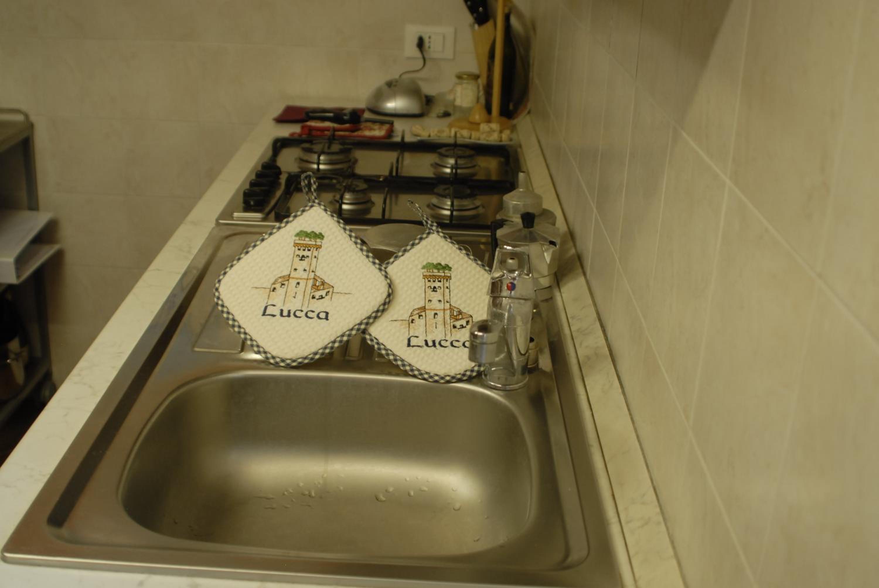 Photo 23