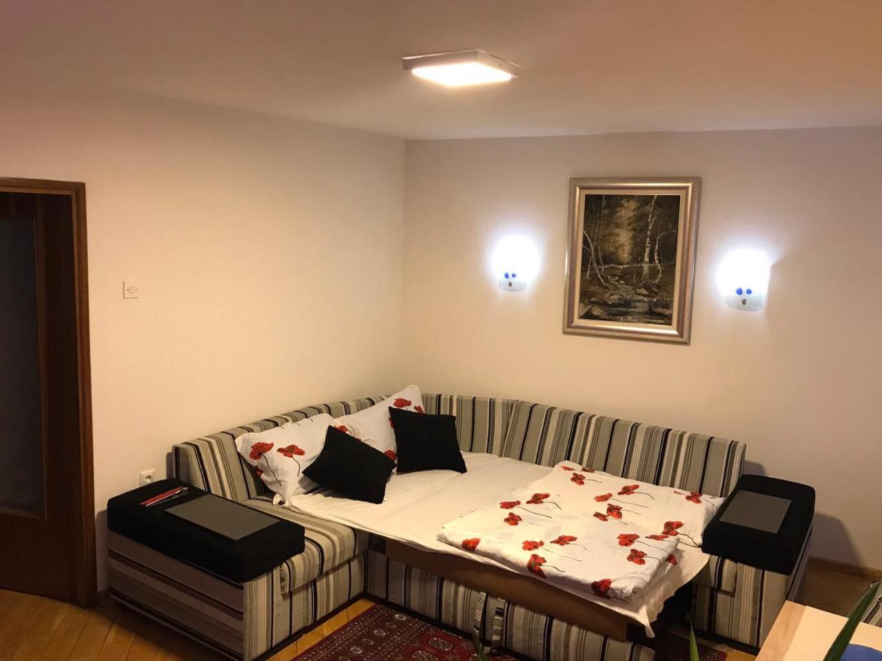 Apartmant Ayna