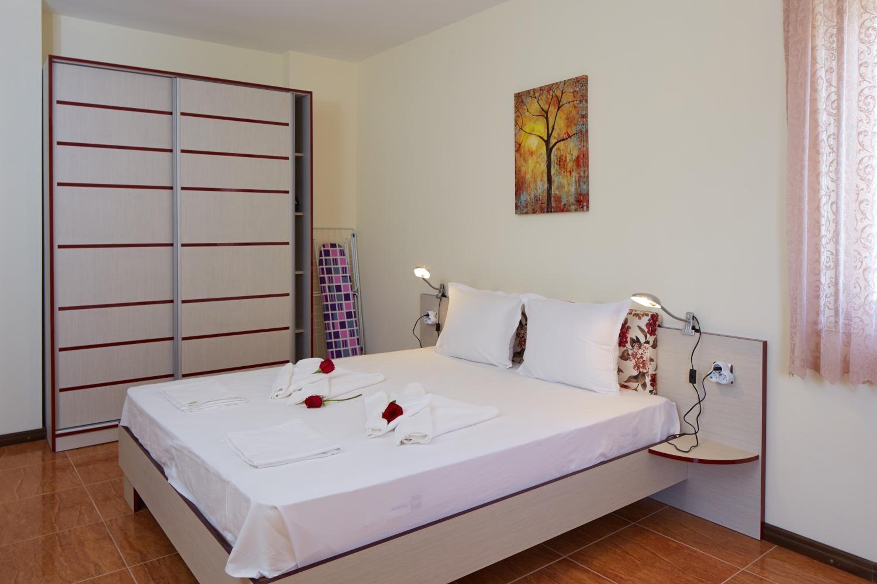 Mars Apartments in Complex Shipka view 4