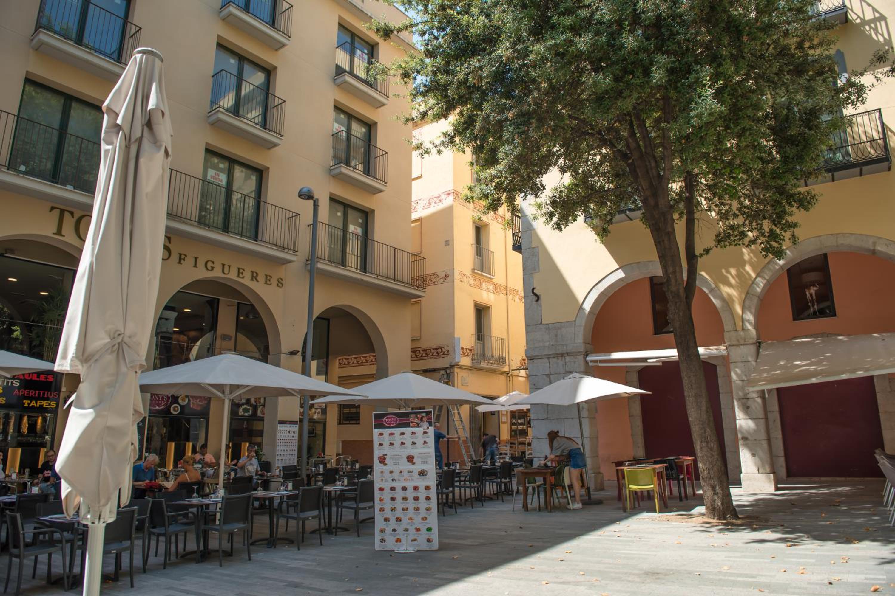 Center Plaza Figueres
