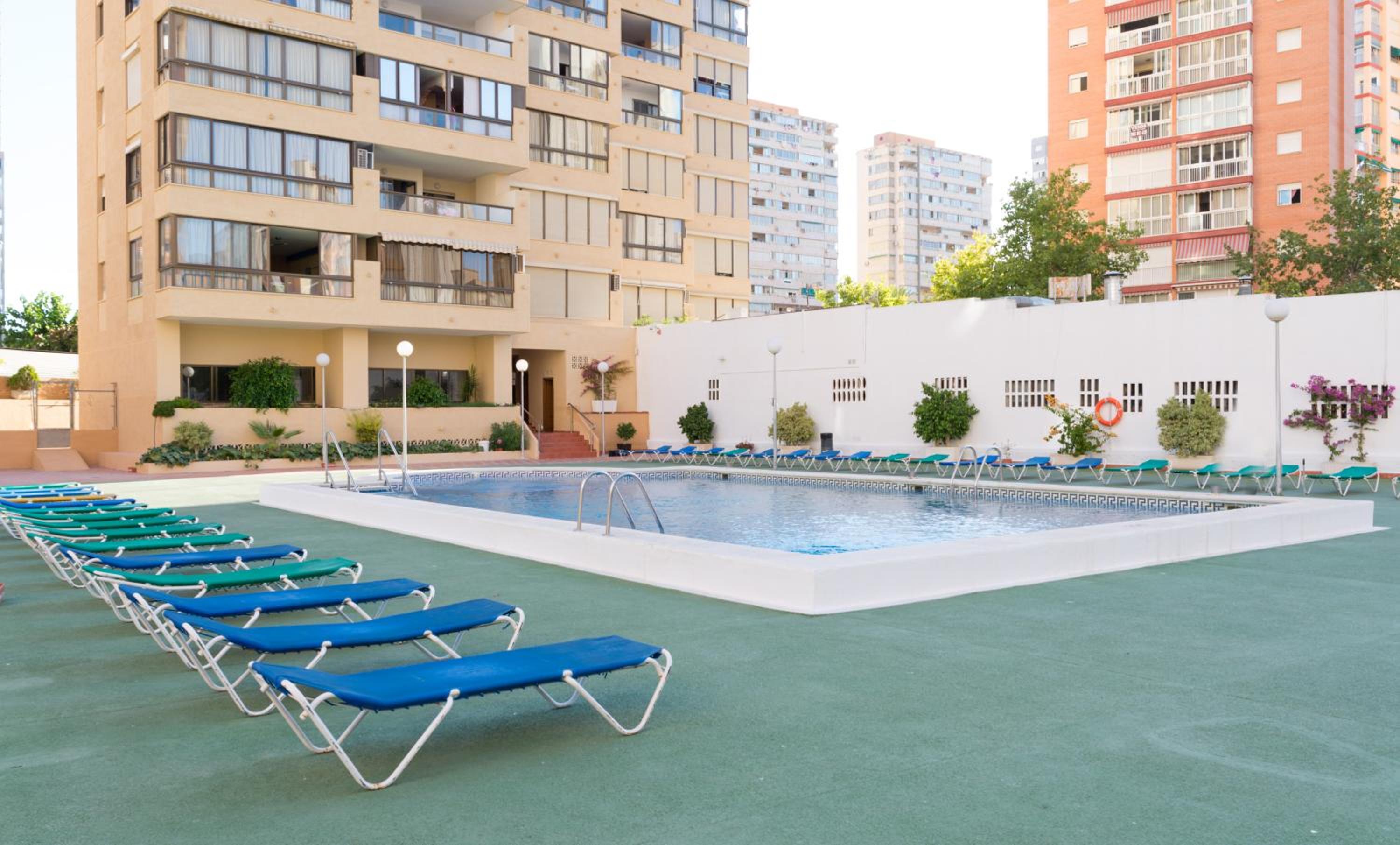 Gemelos 4 - Beninter All Inclusive