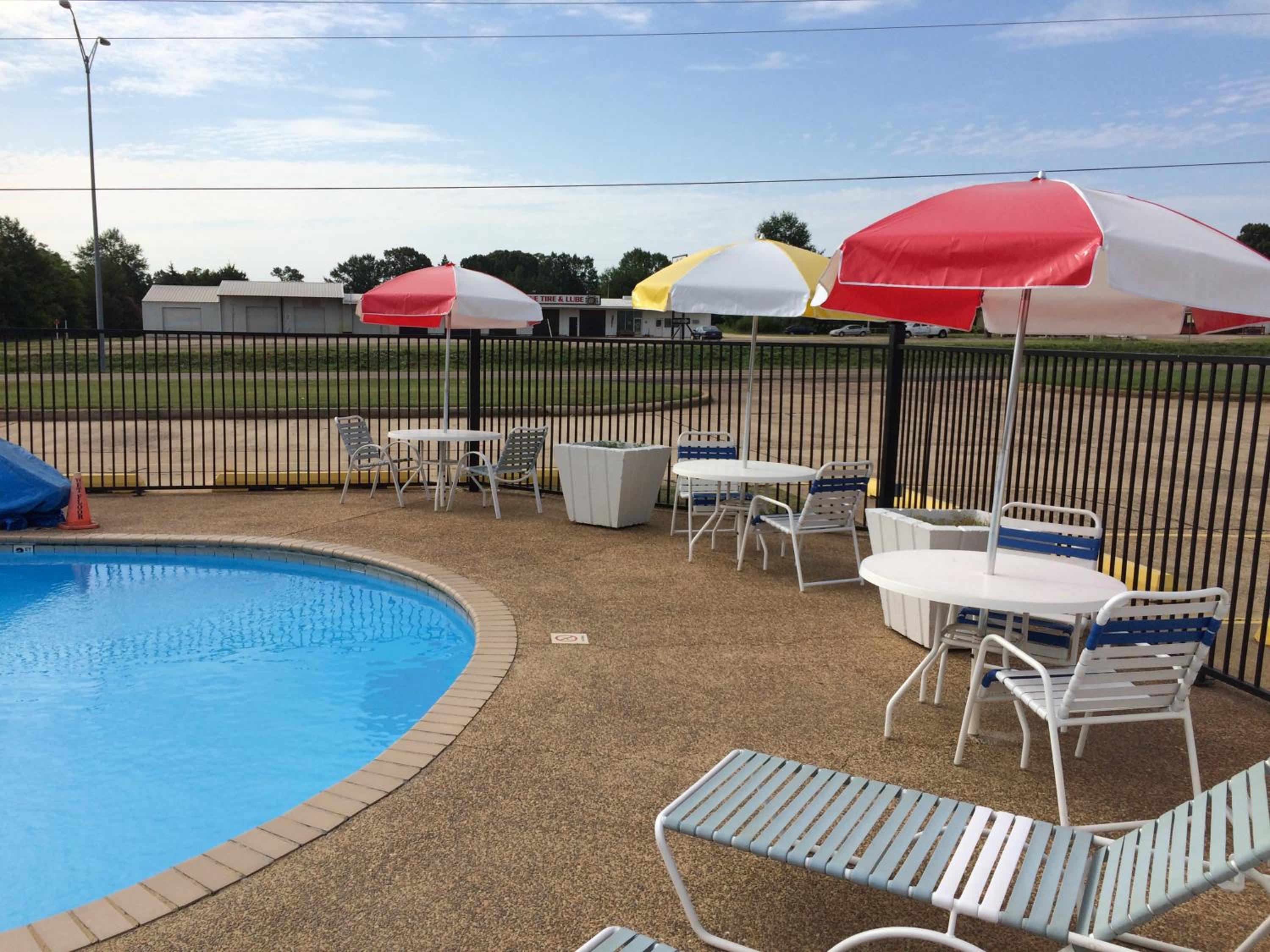 Travel Inn & Suites, photo 38