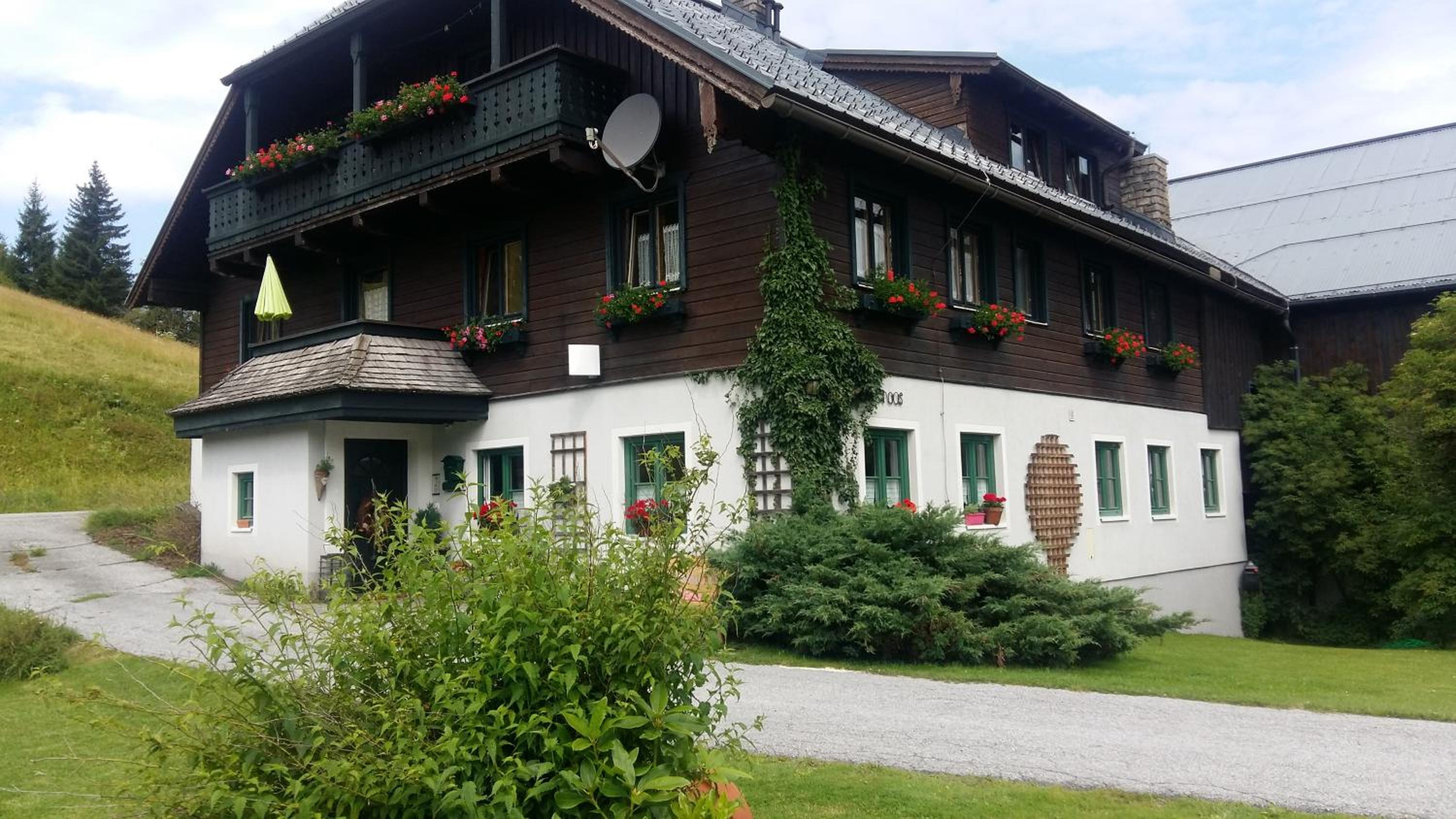 Ferienwohnungen Unterdürmoos Apartments mit Chalet-Charme auf 1050 m , Alleinlage