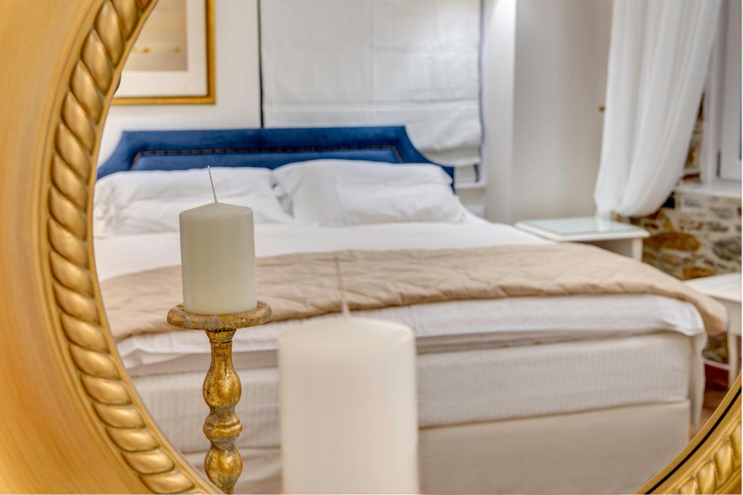 1844 Suites Syros