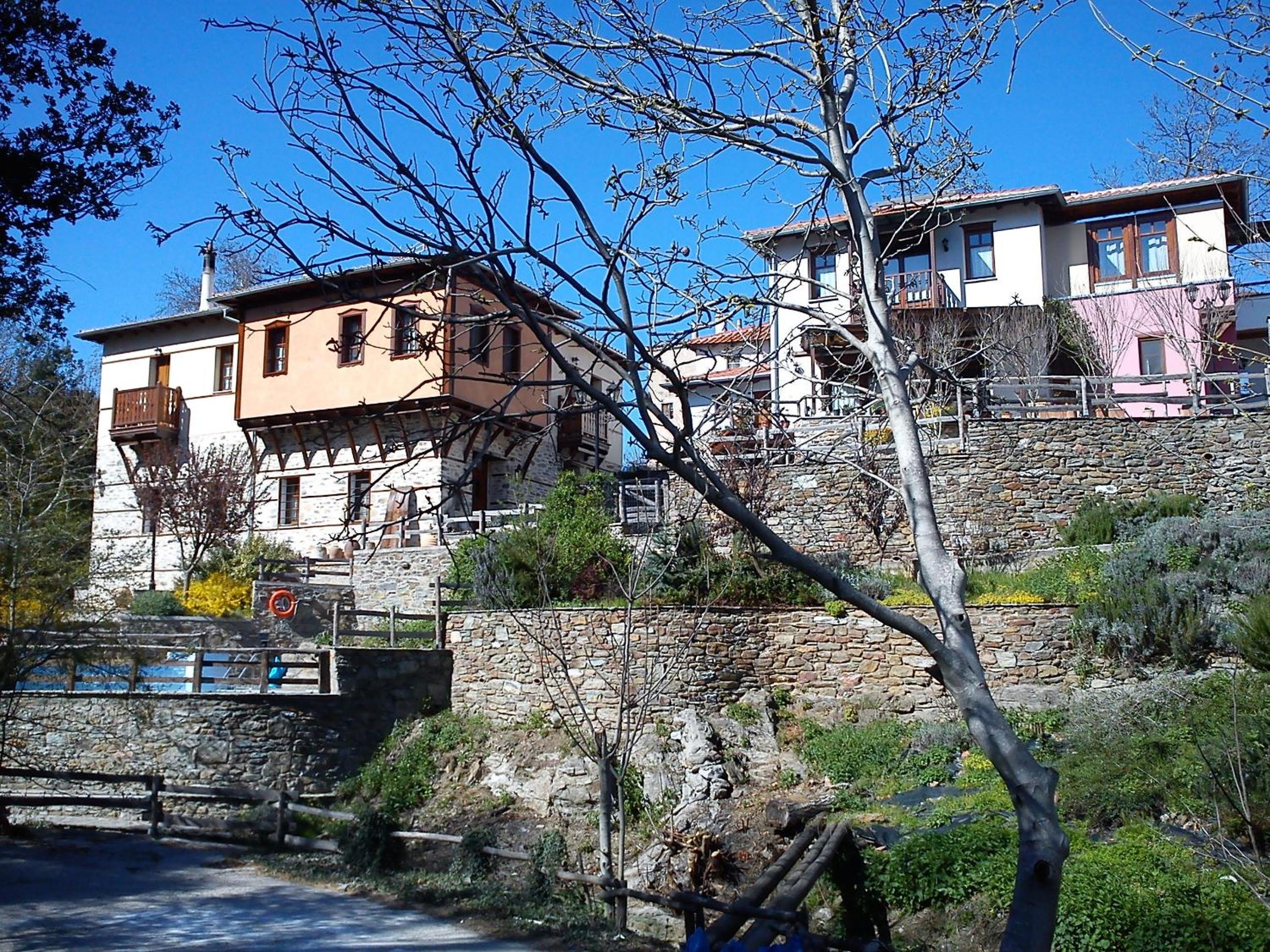 Photo 47