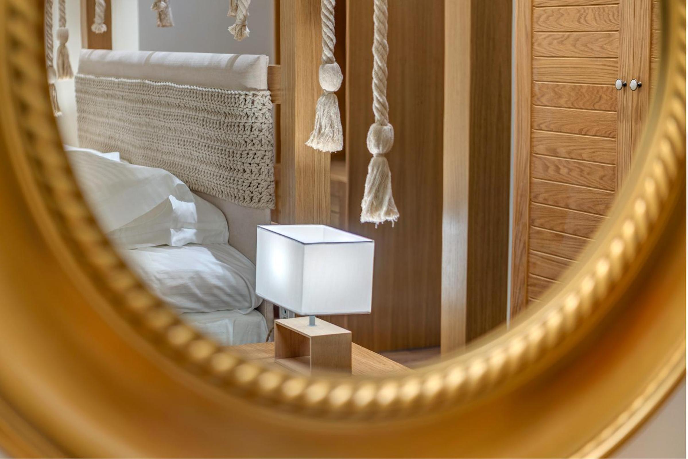 1844 Suites Syros