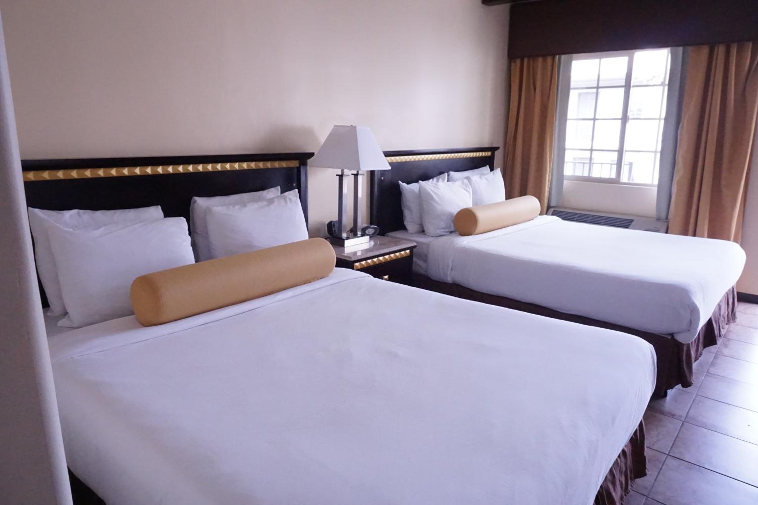 Tuscan Garden Inn