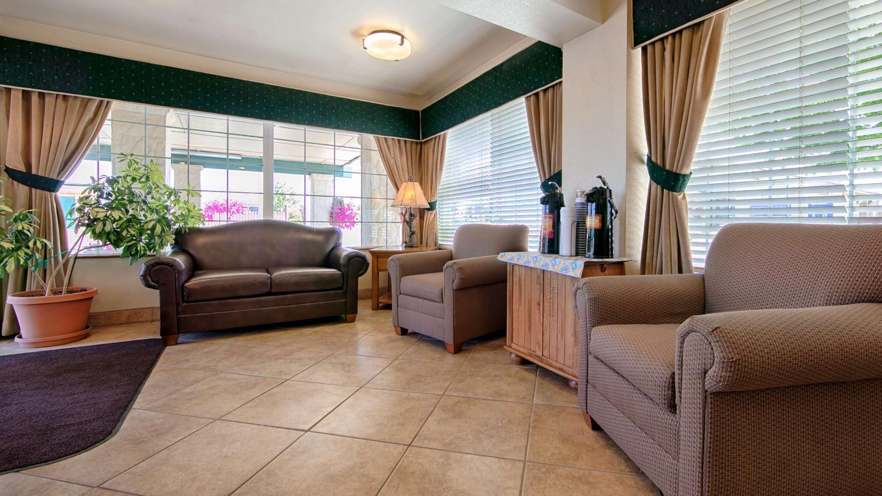 Trailside Inn, Photo 21