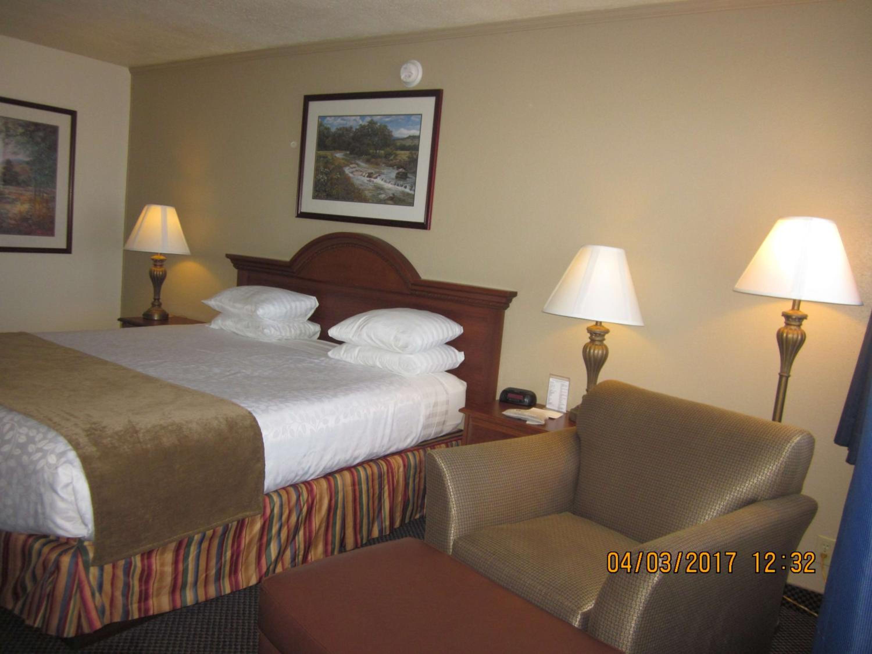 Trailside Inn