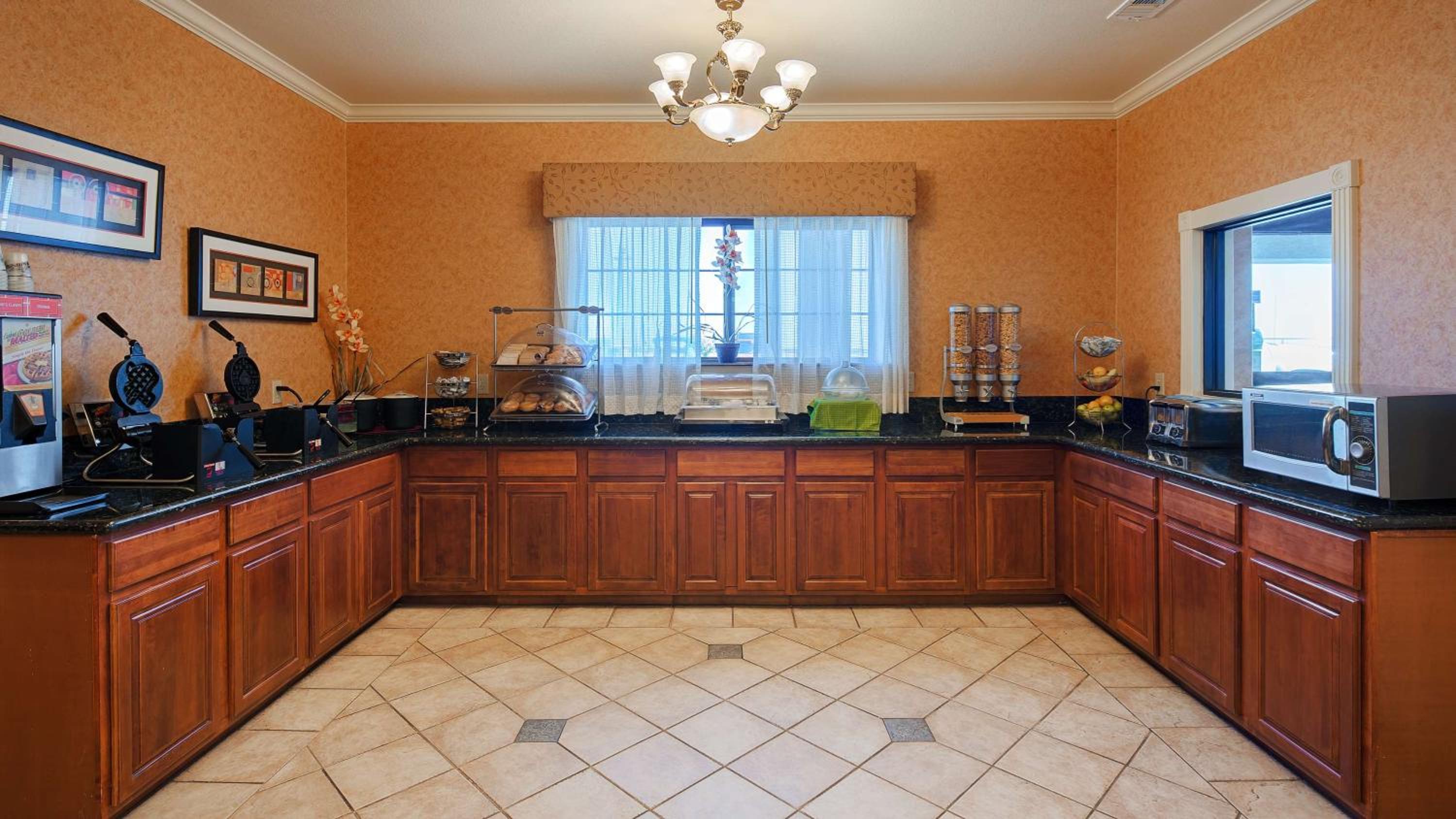 Best Western Inn & Suites - Henrietta, Billede 16
