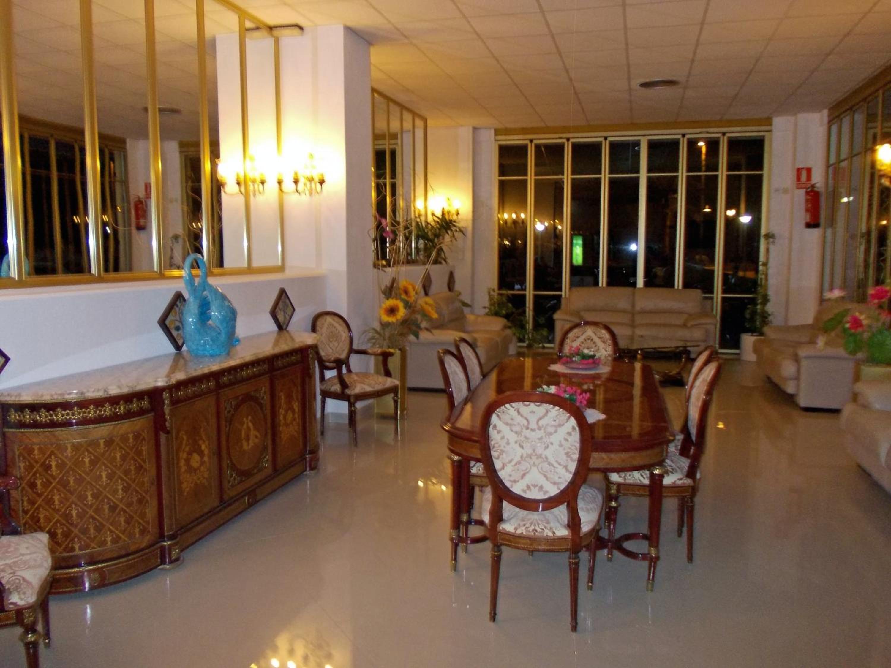 Hotel Neptuno, photo 16