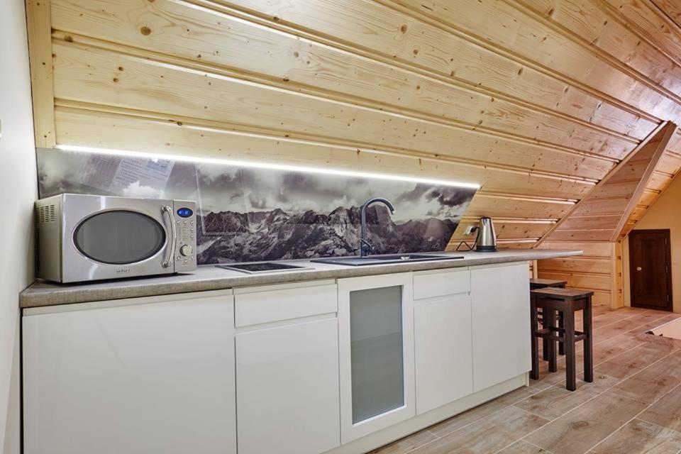 Aga view 5