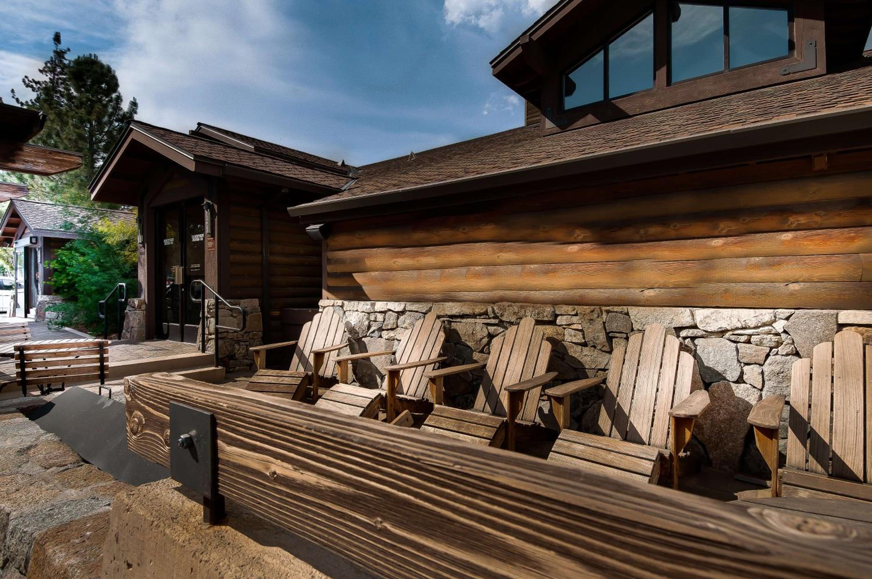 Lake Tahoe Vacations - Best Western Plus Truckee-Tahoe Hotel - Property Image 29