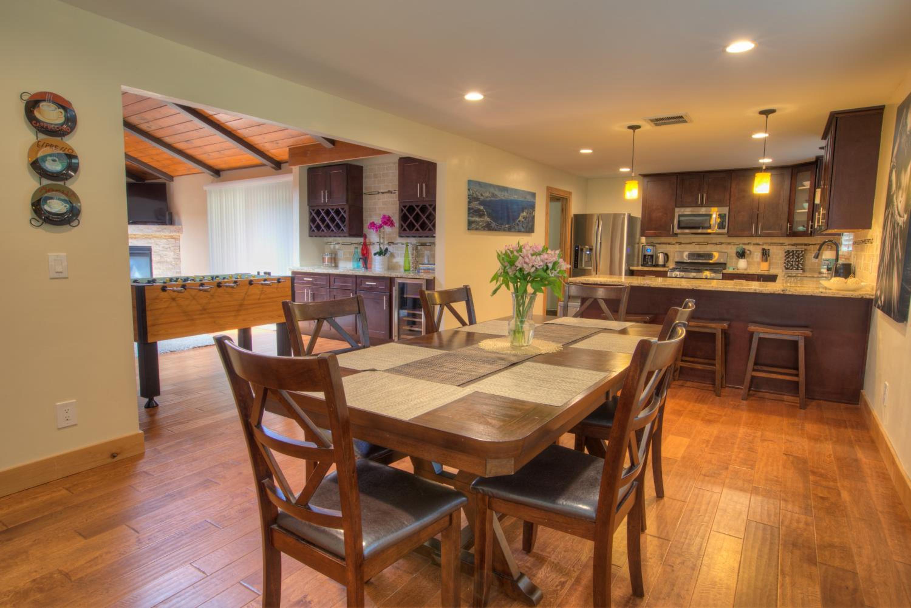 Prestigious Home South Lake Tahoe view 3