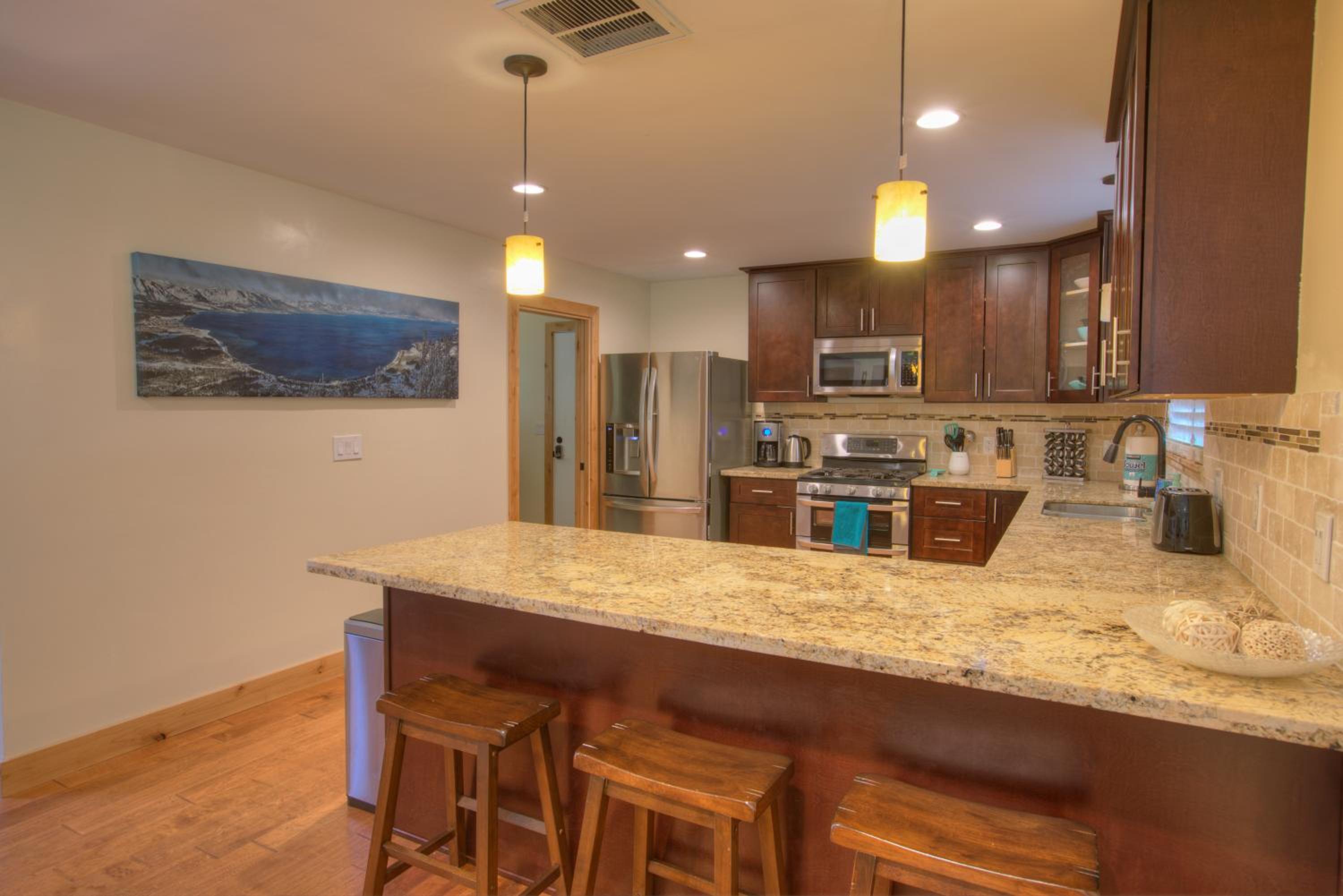 Prestigious Home South Lake Tahoe view 5
