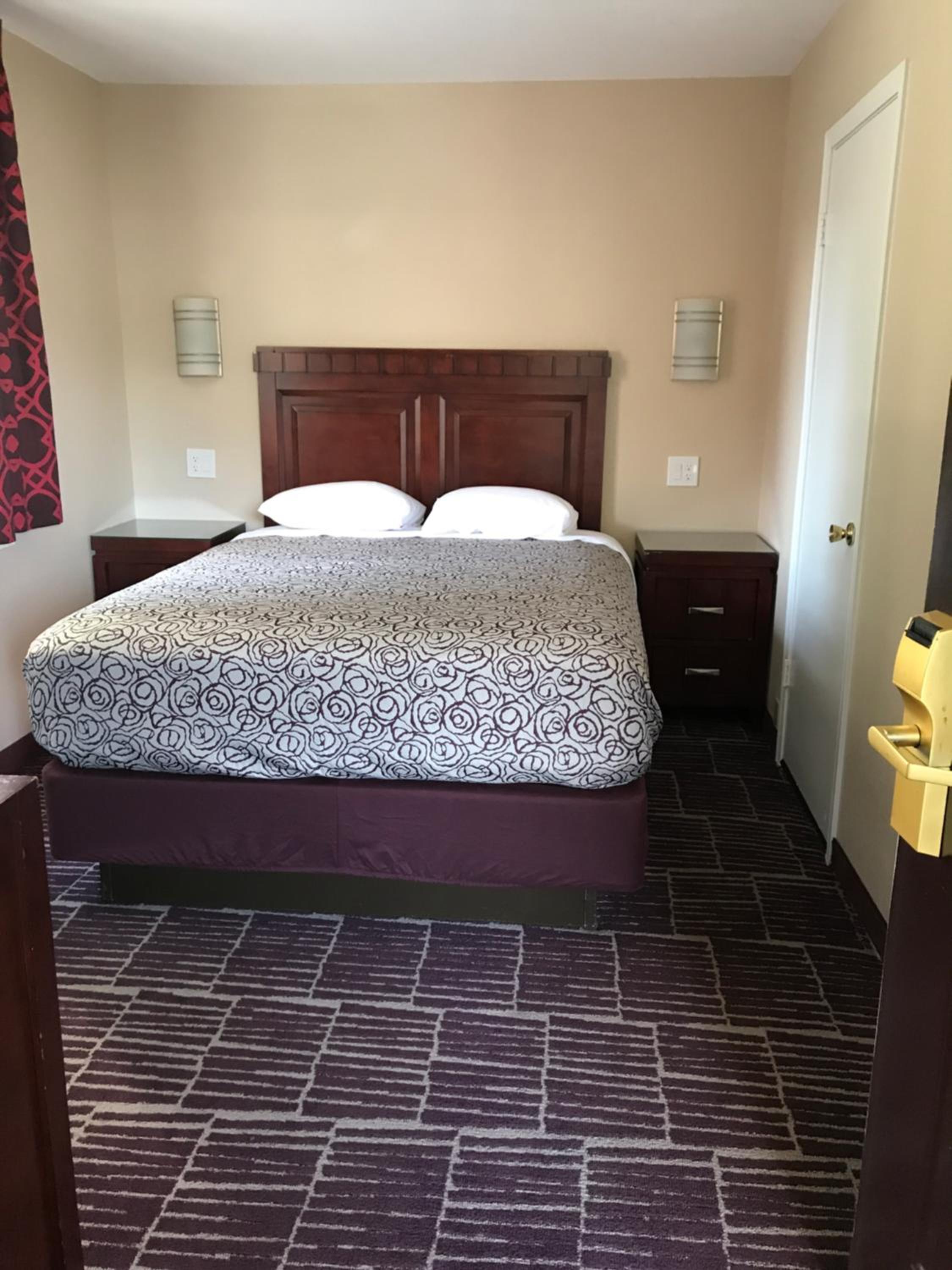 Economy Inn