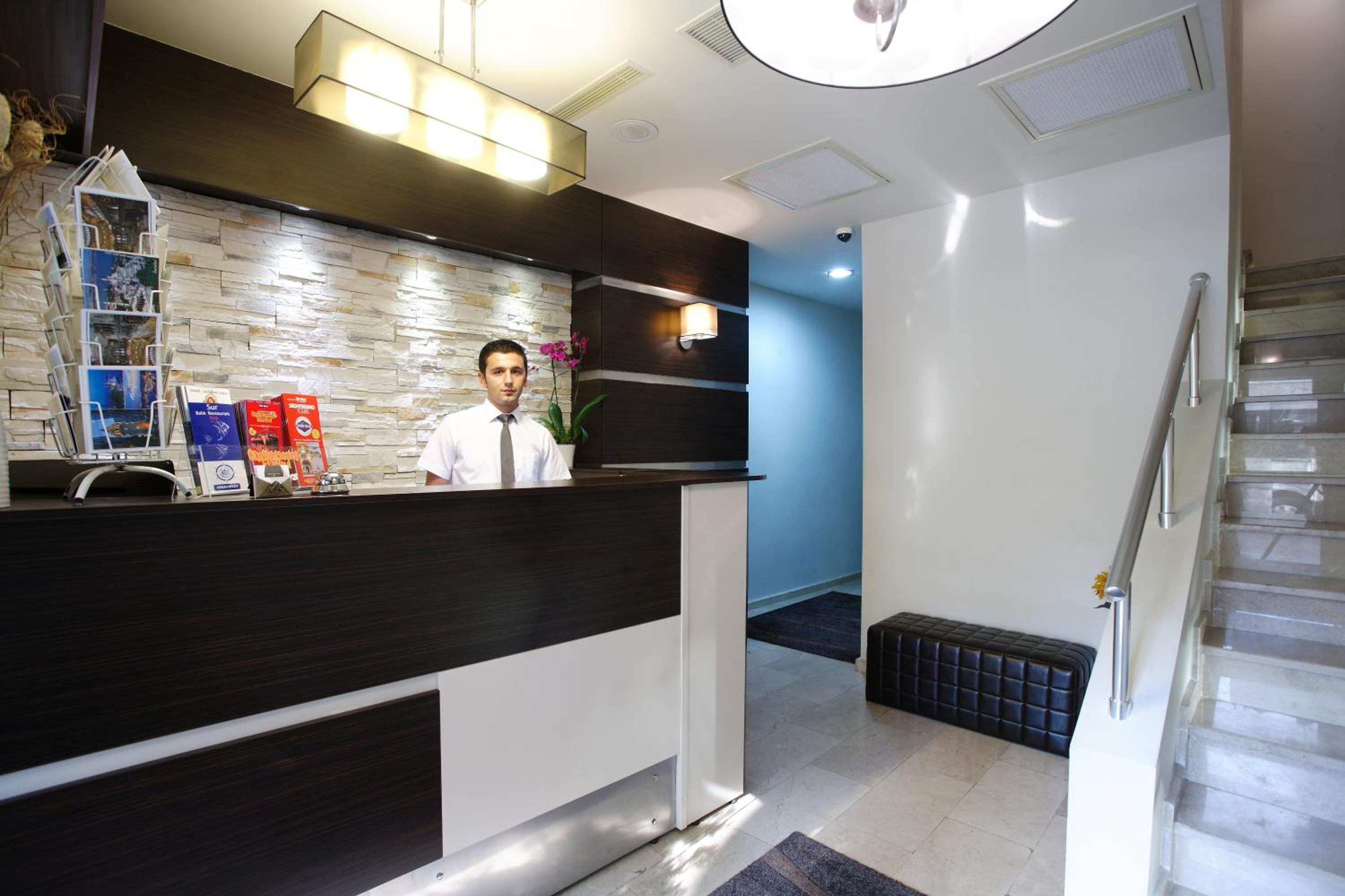 Home Stay Home Sisli - Image 7