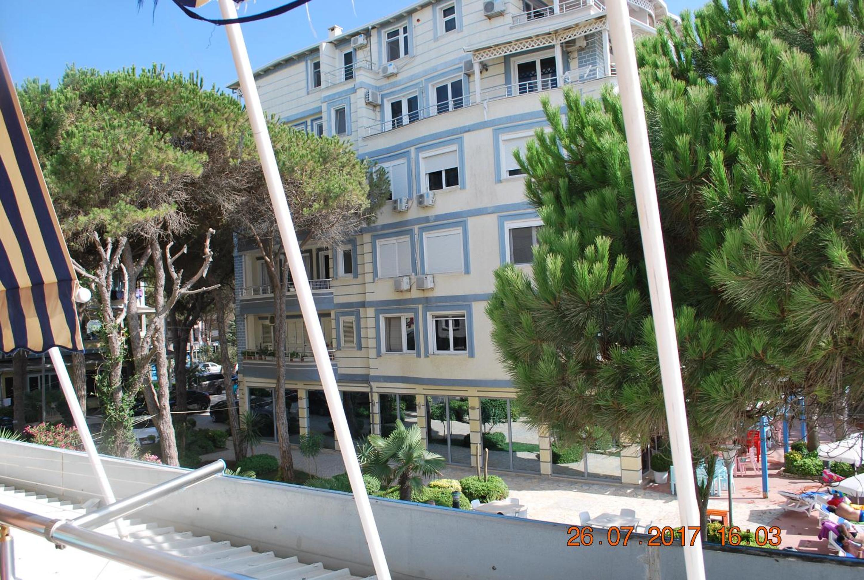 Fiona's Sea View Apartment