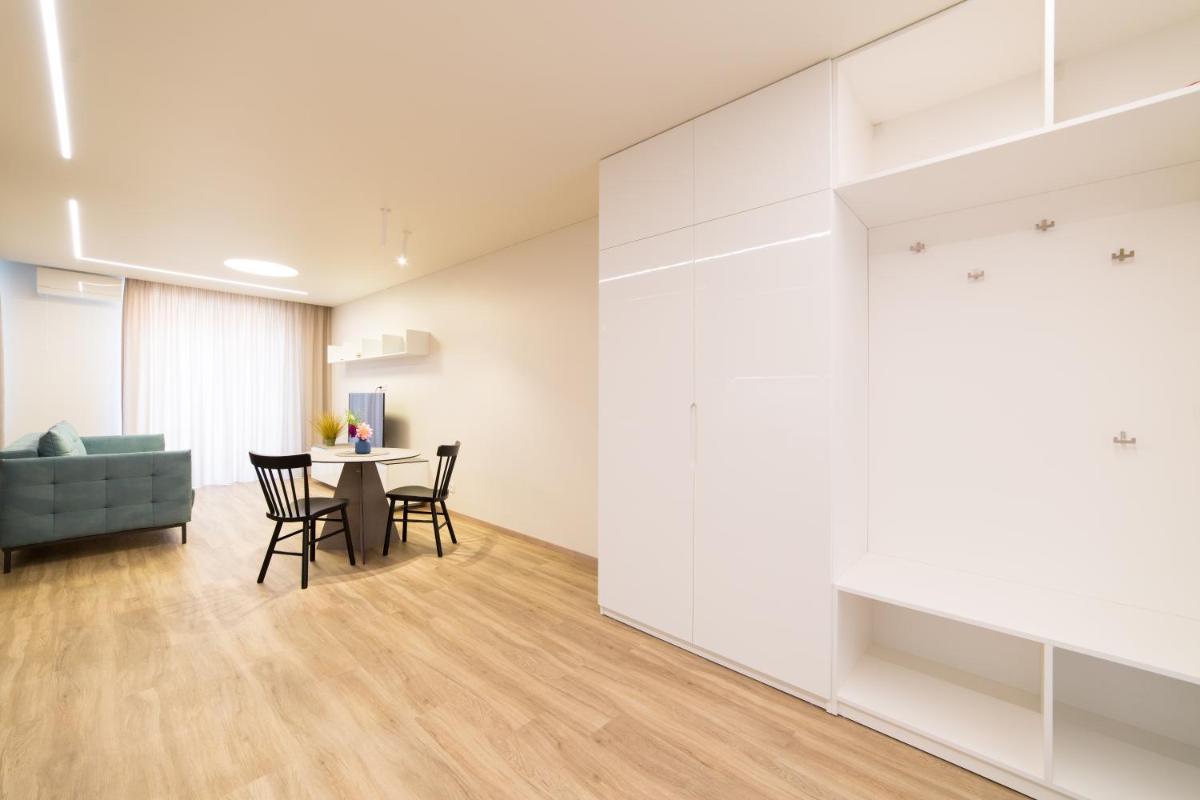 Benetis apartments view 5
