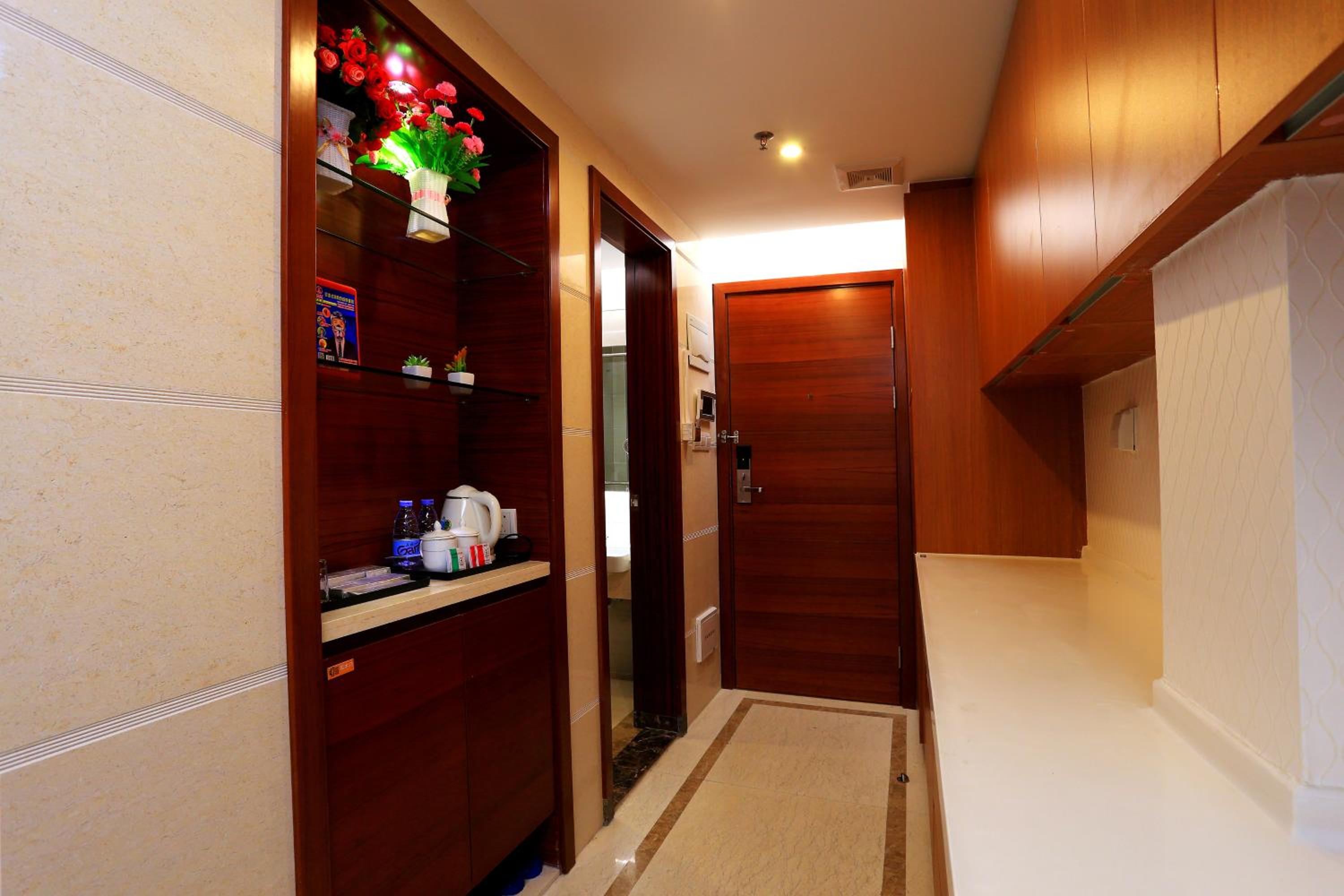 YOYO INTERNATIONAL Apartment