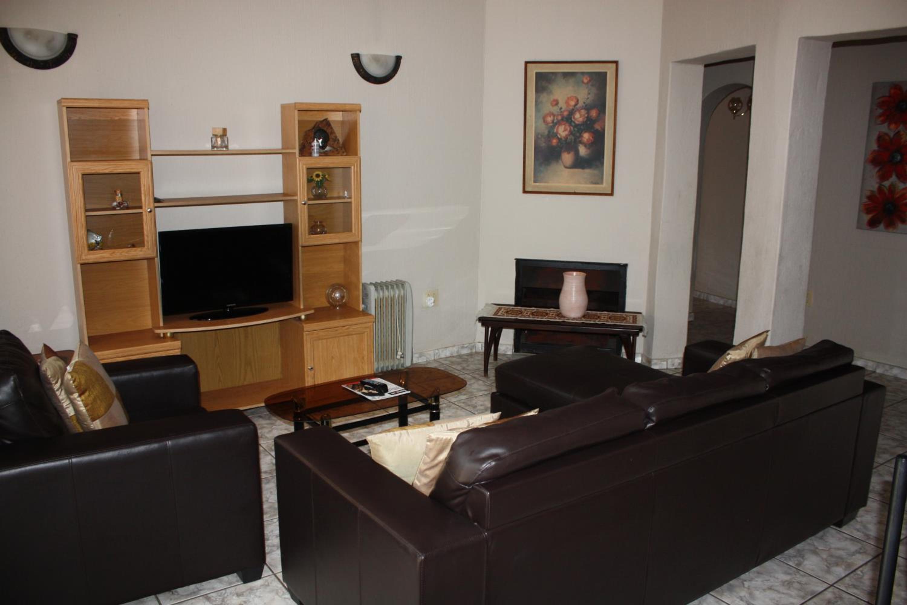 Eagles Nest Lodge