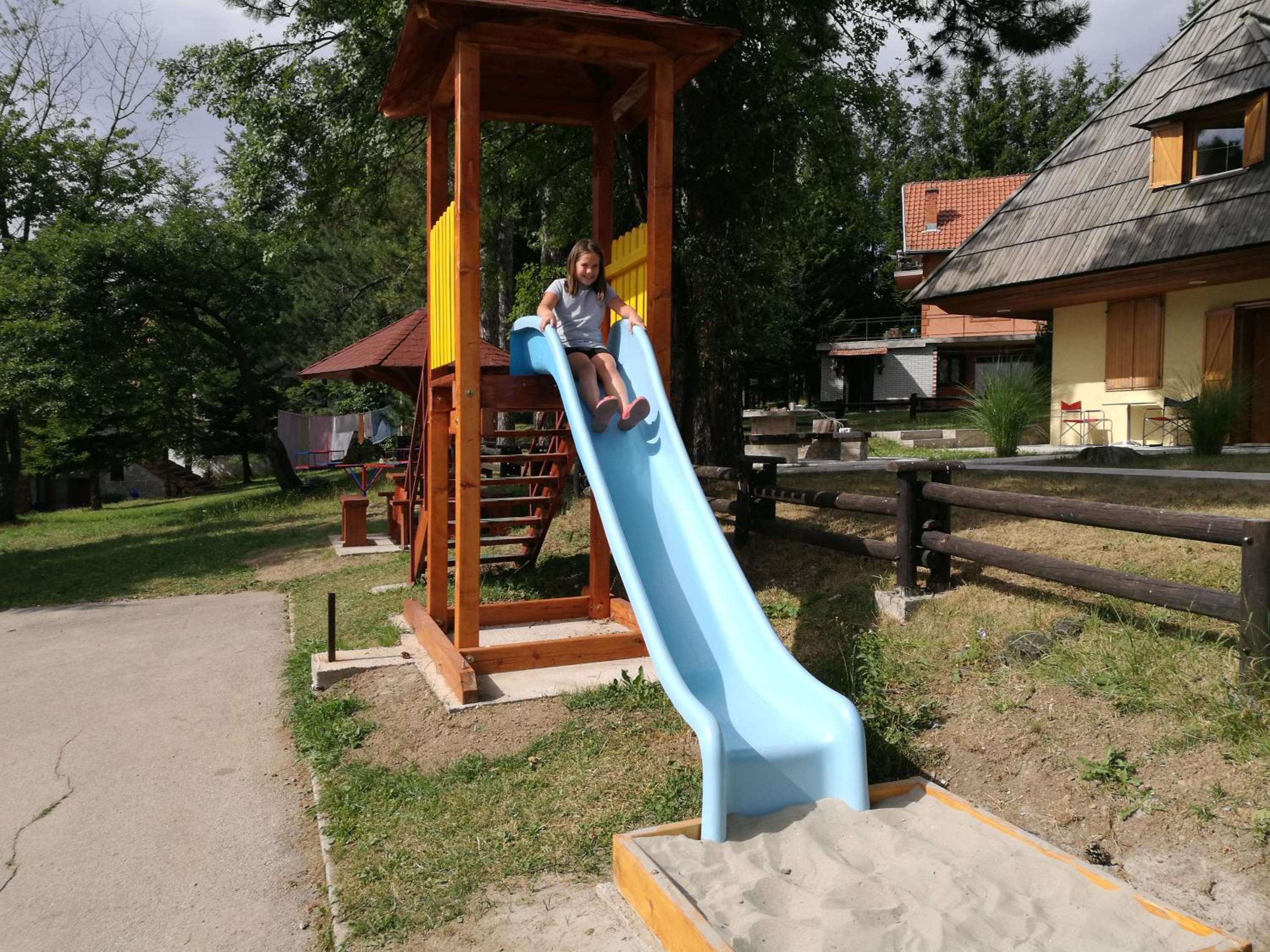 Photo 37