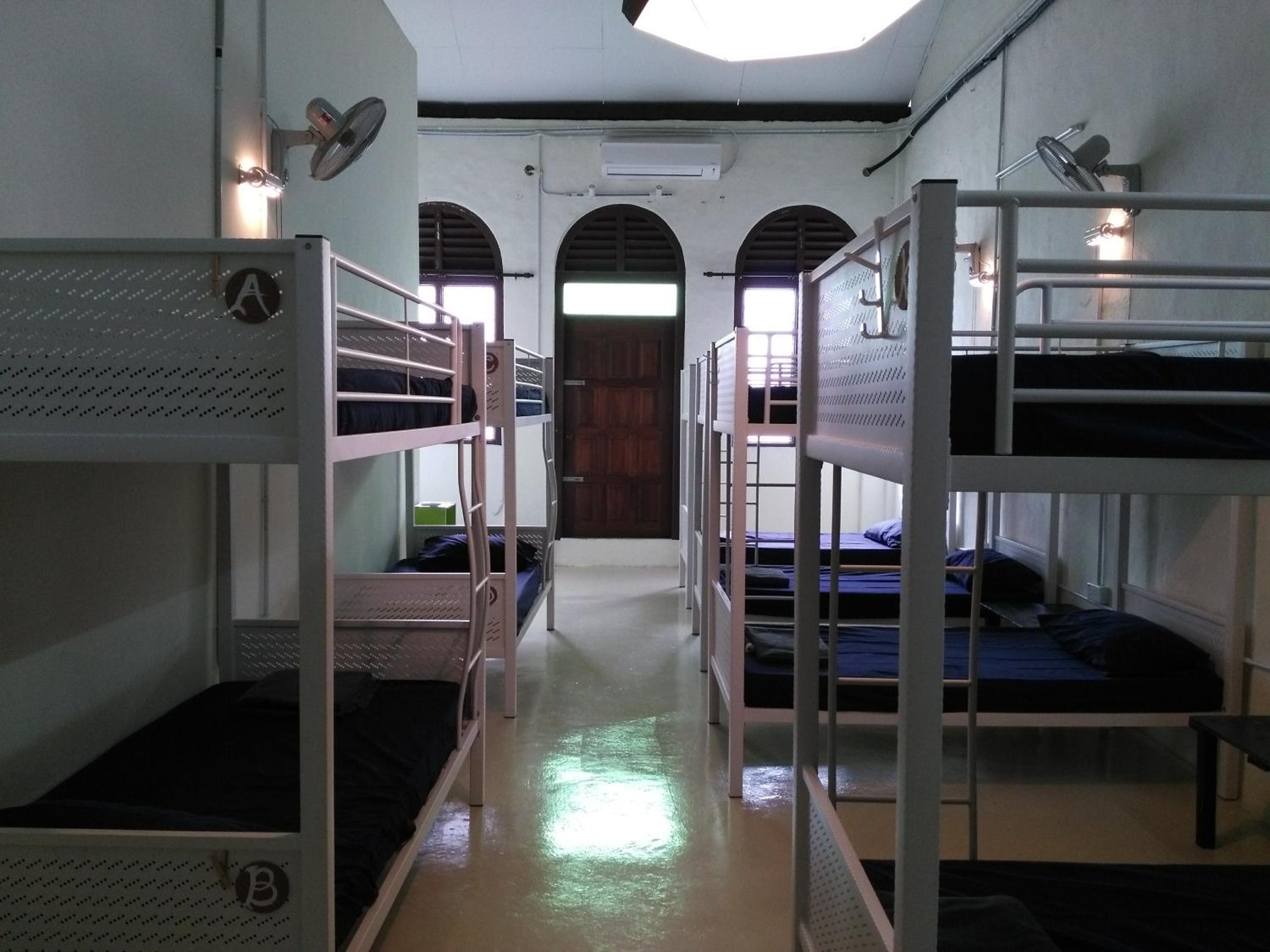 Vloft Backpackers Hostel photo 6